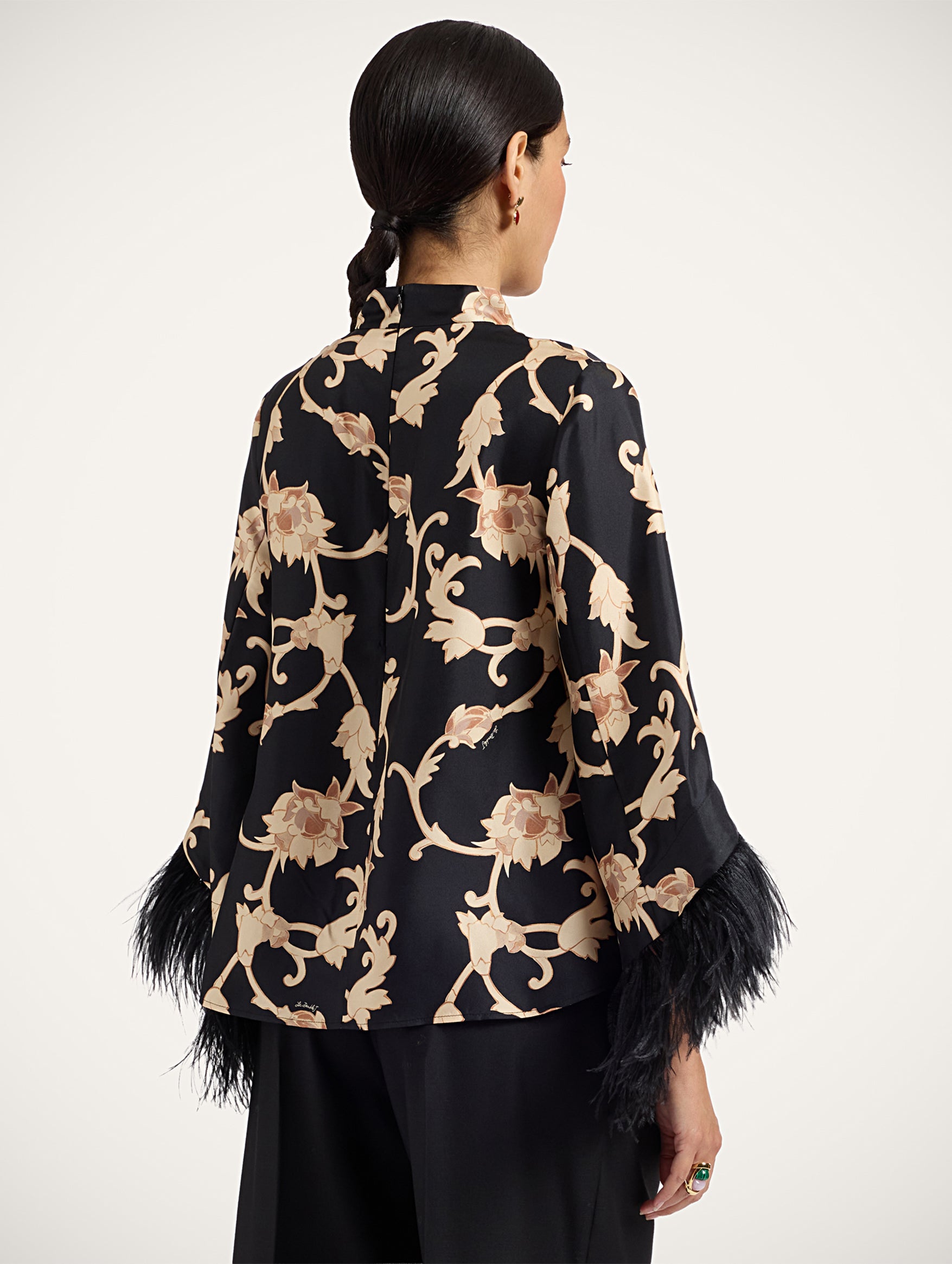 Make an Exit Top With Feathers in Buttercup