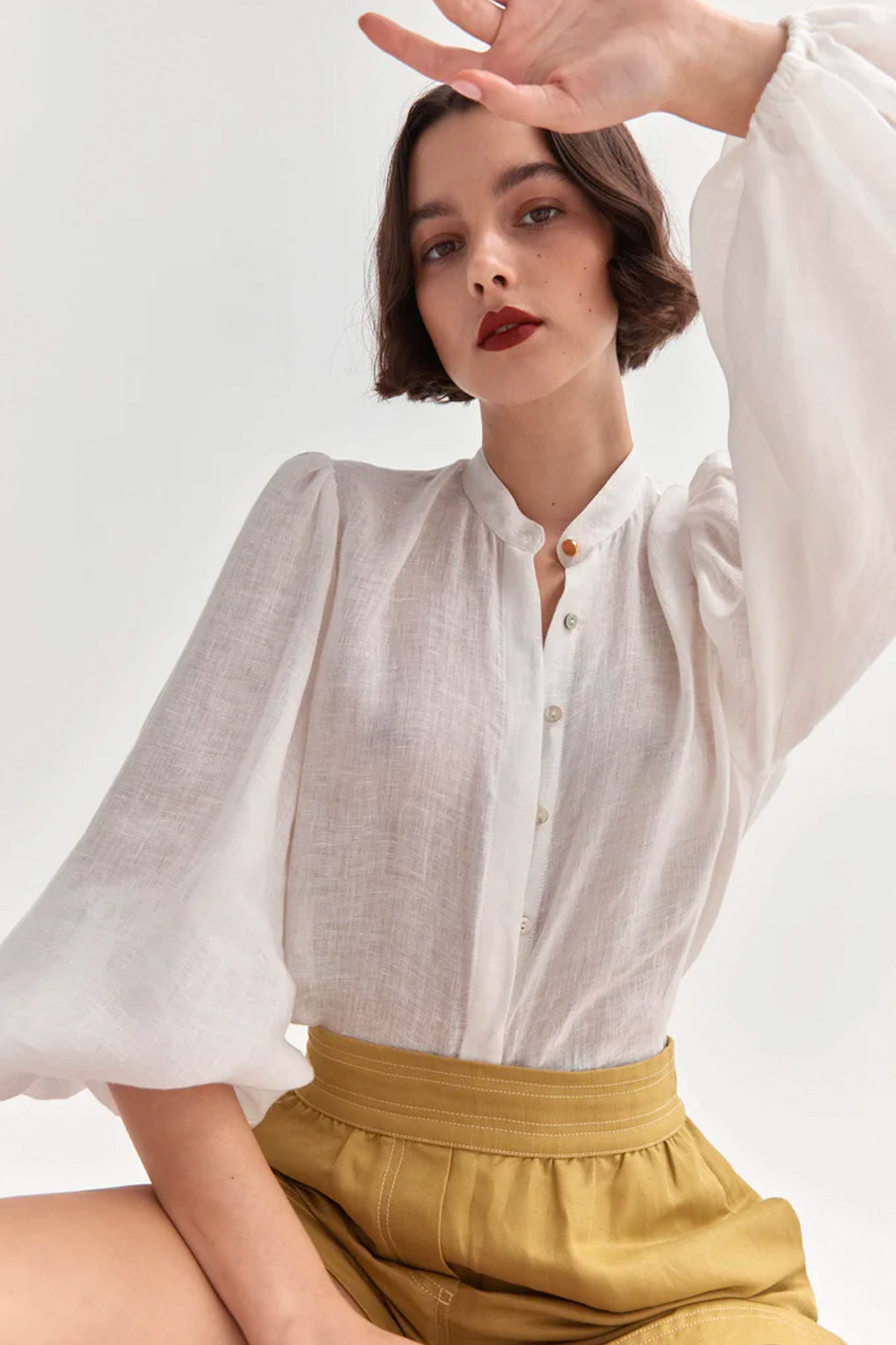 Maluku Blouse in Ivory Linen