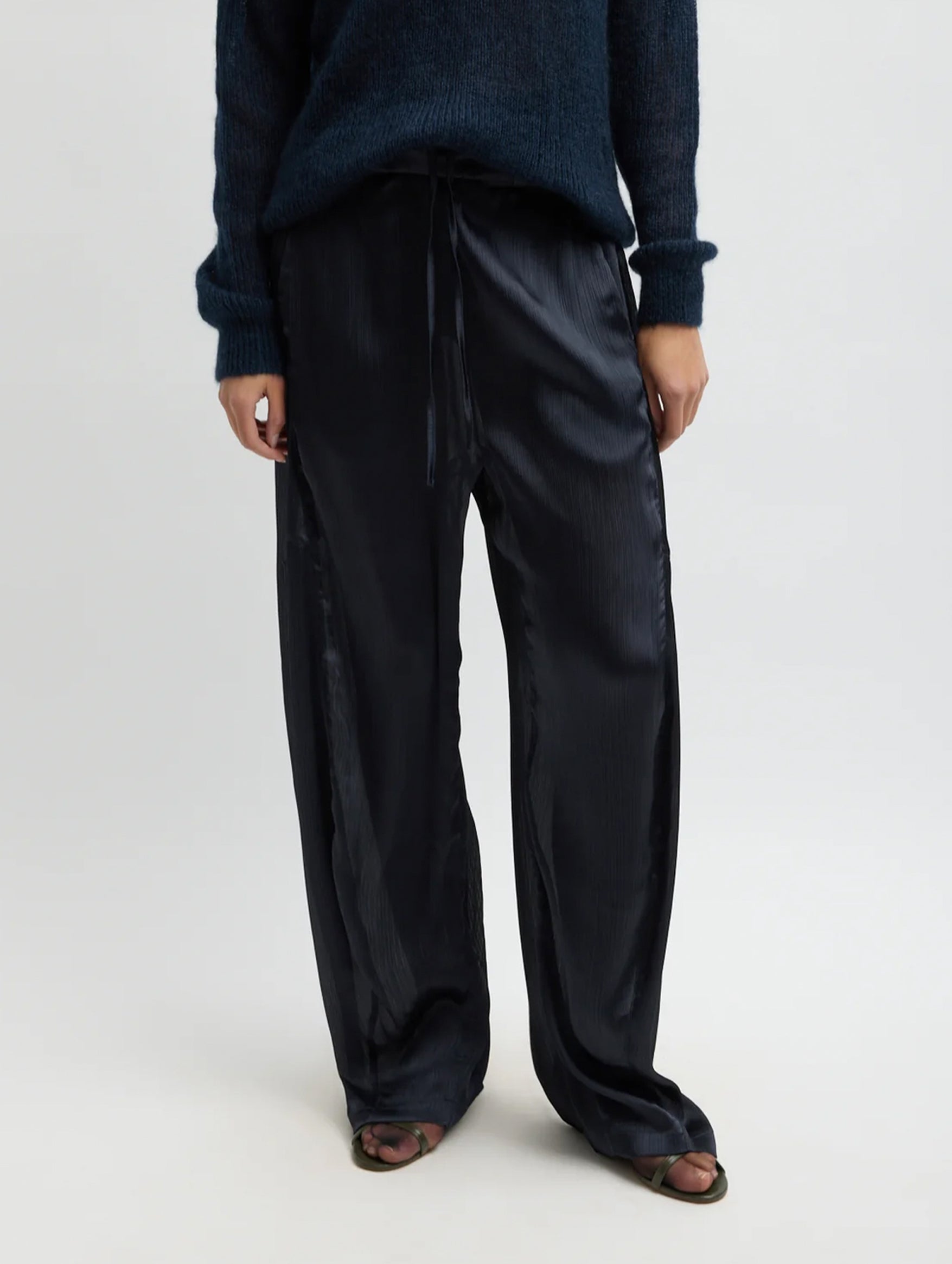 Matte Satin Plisse Winslow Pant in Navy