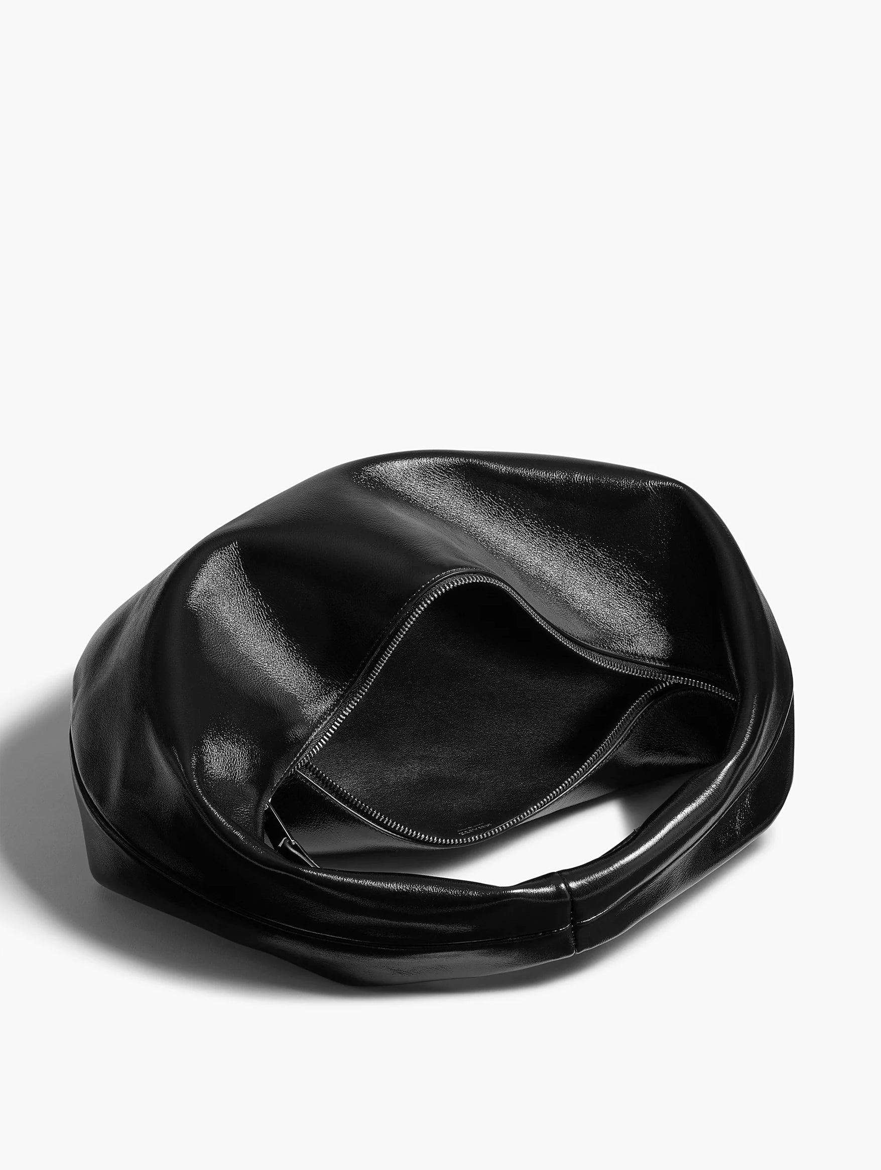 Medium Olivia Hobo Bag in Black