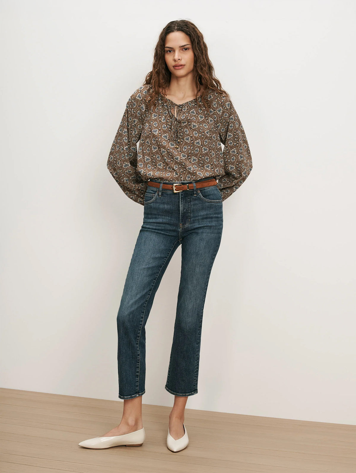 Milla Straight-Leg Jean in Roadside Blue