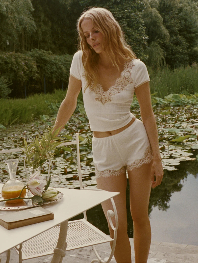 Nalia Tee in Salt