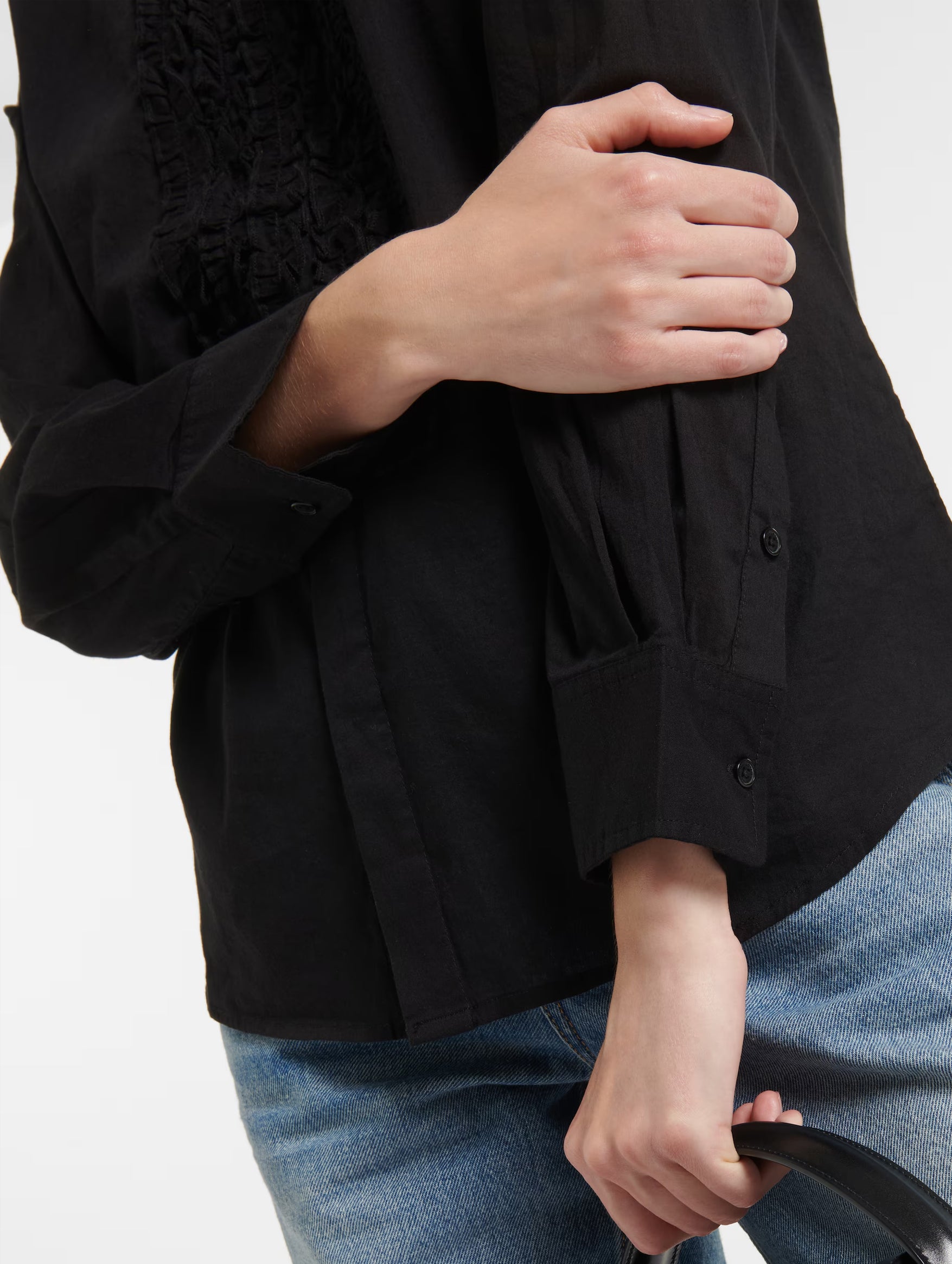 Nathael Ruffle Shirt in Black