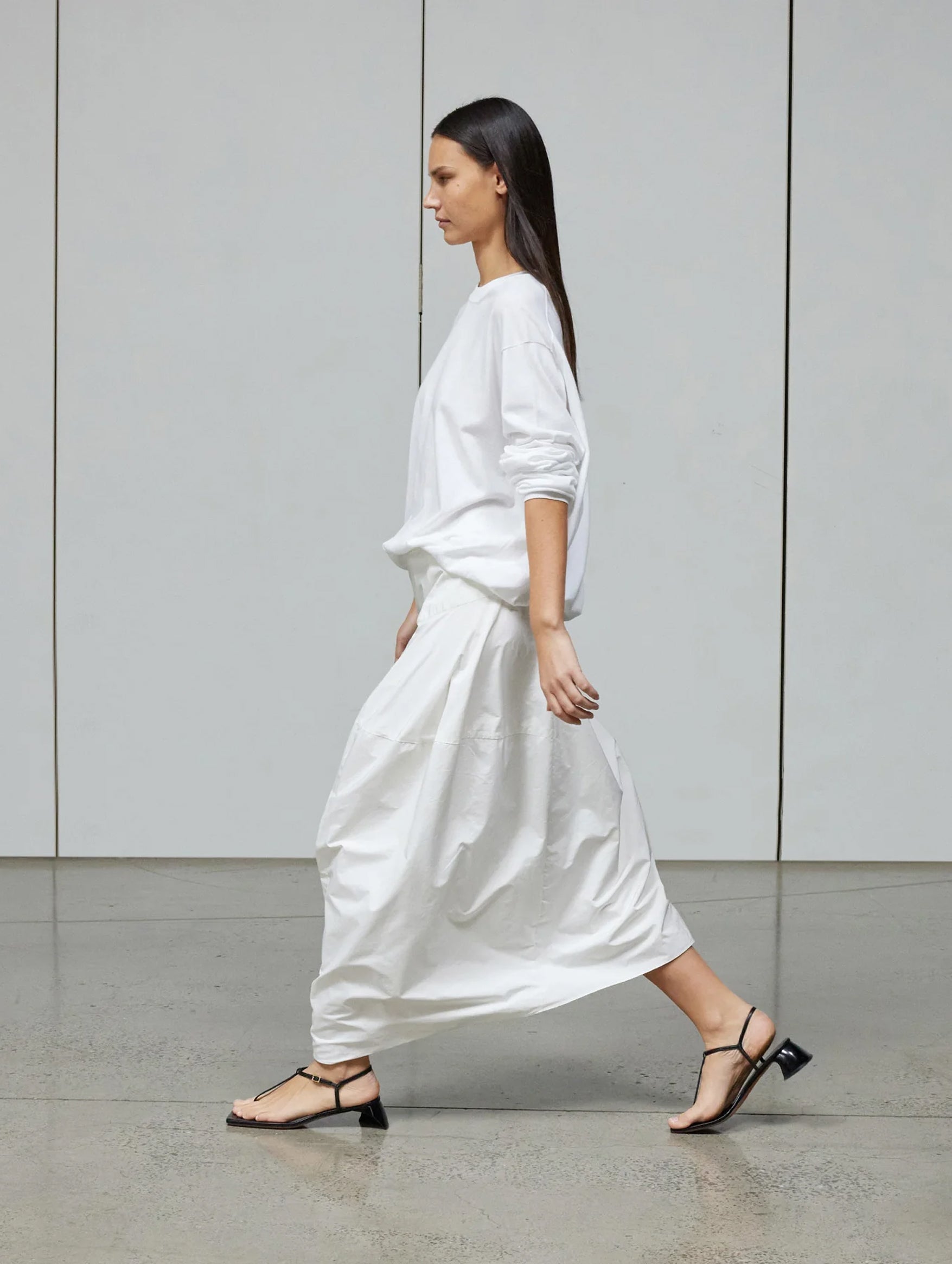 Nylon Asymmetrical Balloon Skirt in White