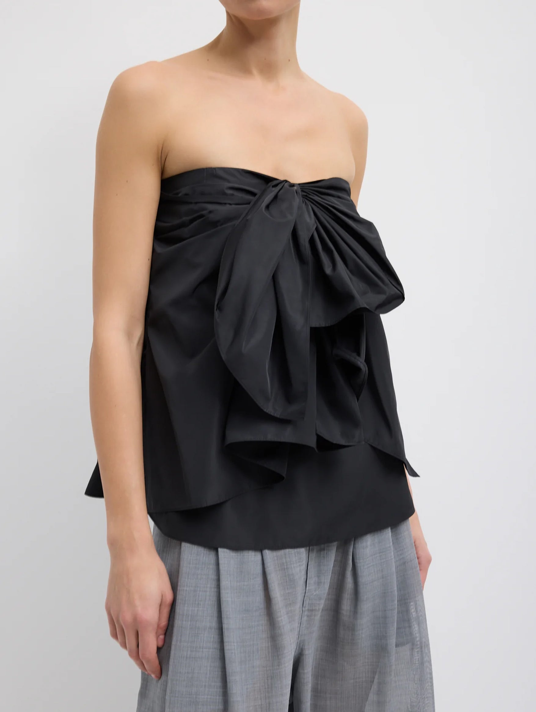 Italian Sporty Nylon Strapless Top in Black