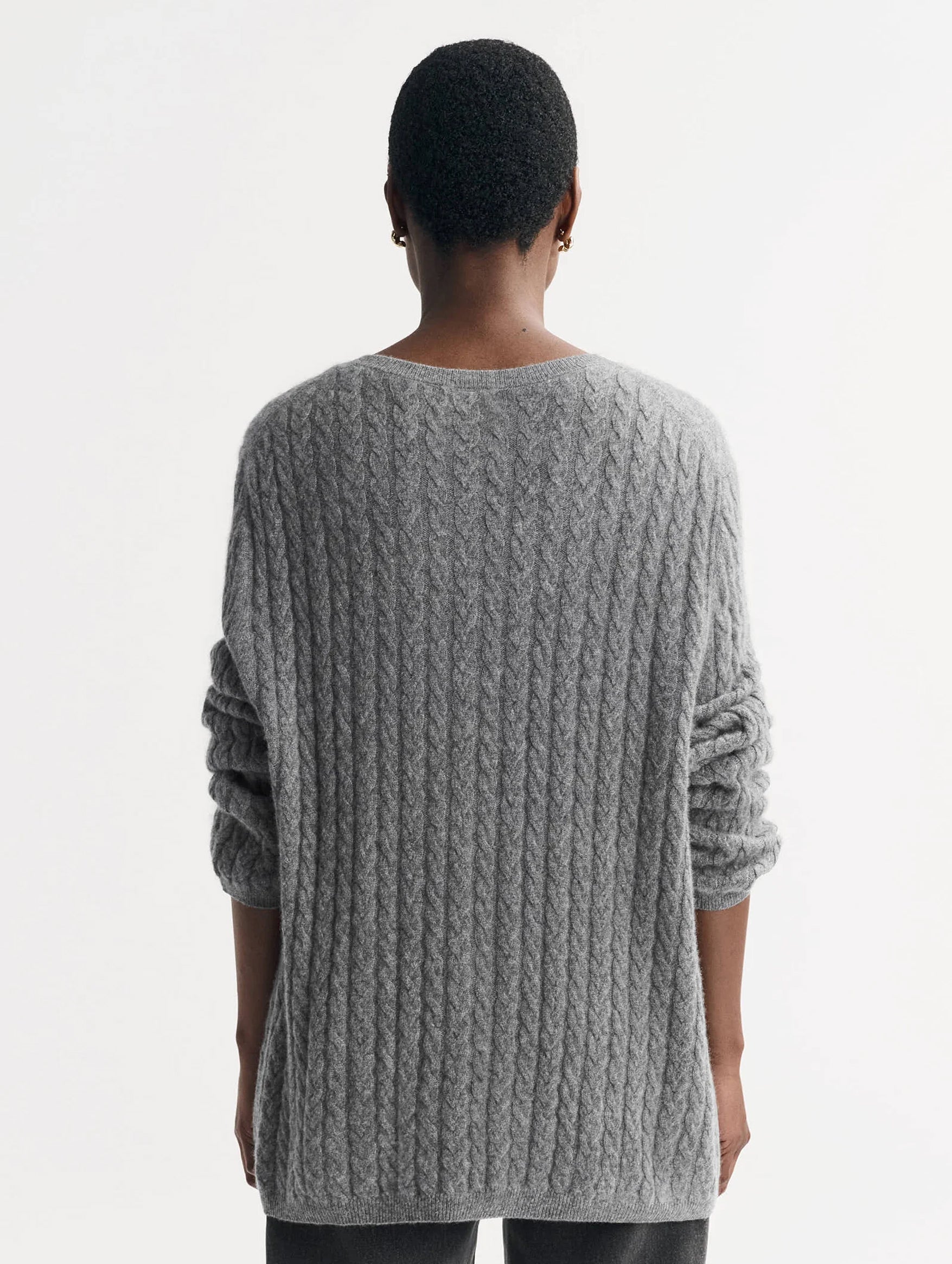 Oversized Cable Knit Cashmere Sweater in Grey