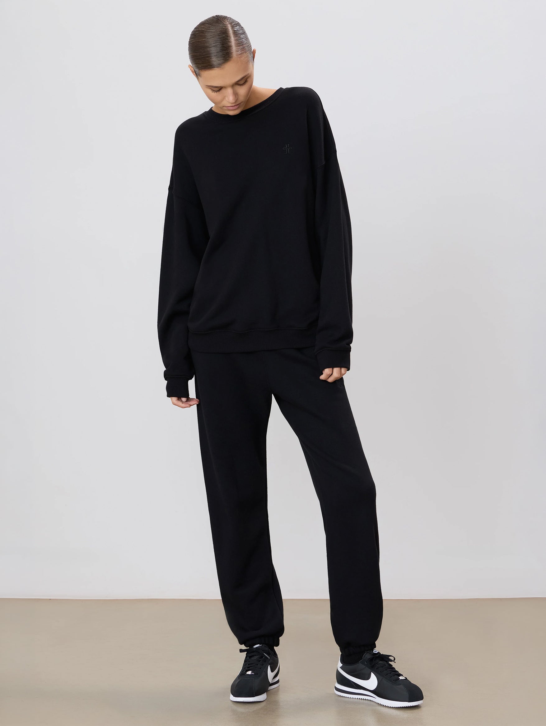 Oversized Crewneck Sweatshirt in Black