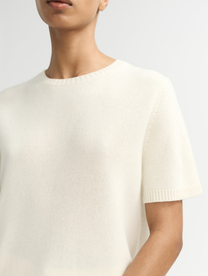 Oversized Cashmere T-Shirt in Feather White