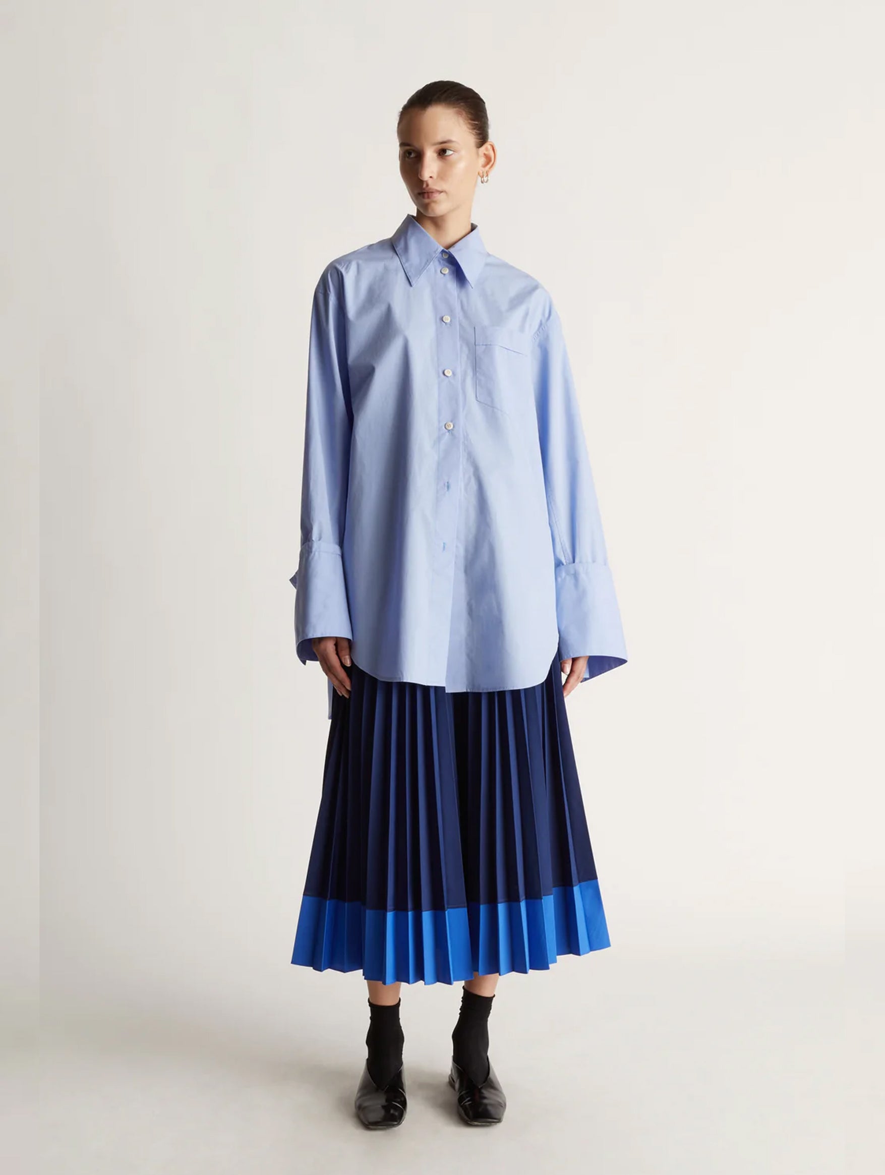 Peyton Pleated Skirt in Blue