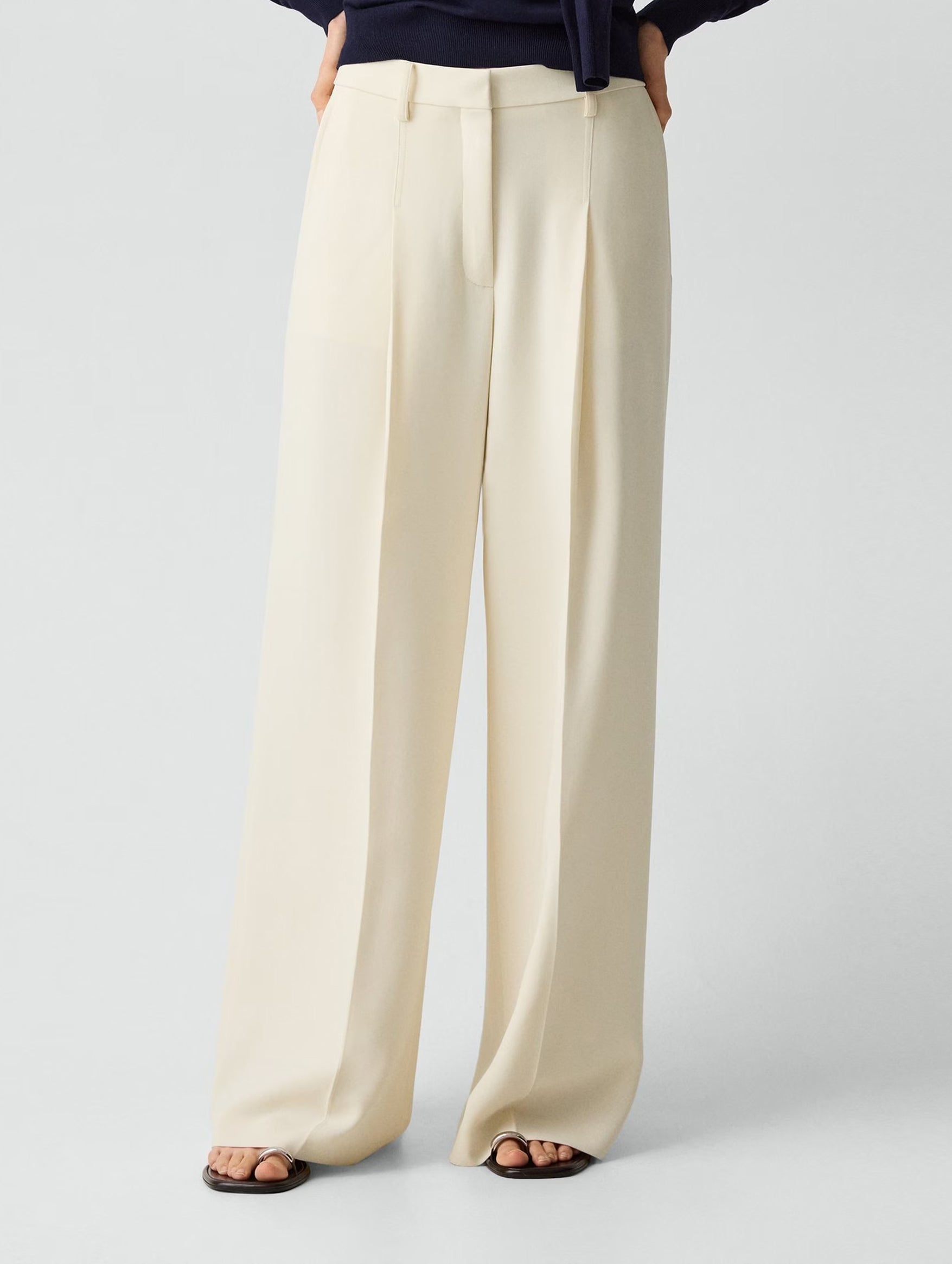 Pleated Wide-Leg Pant in Rice