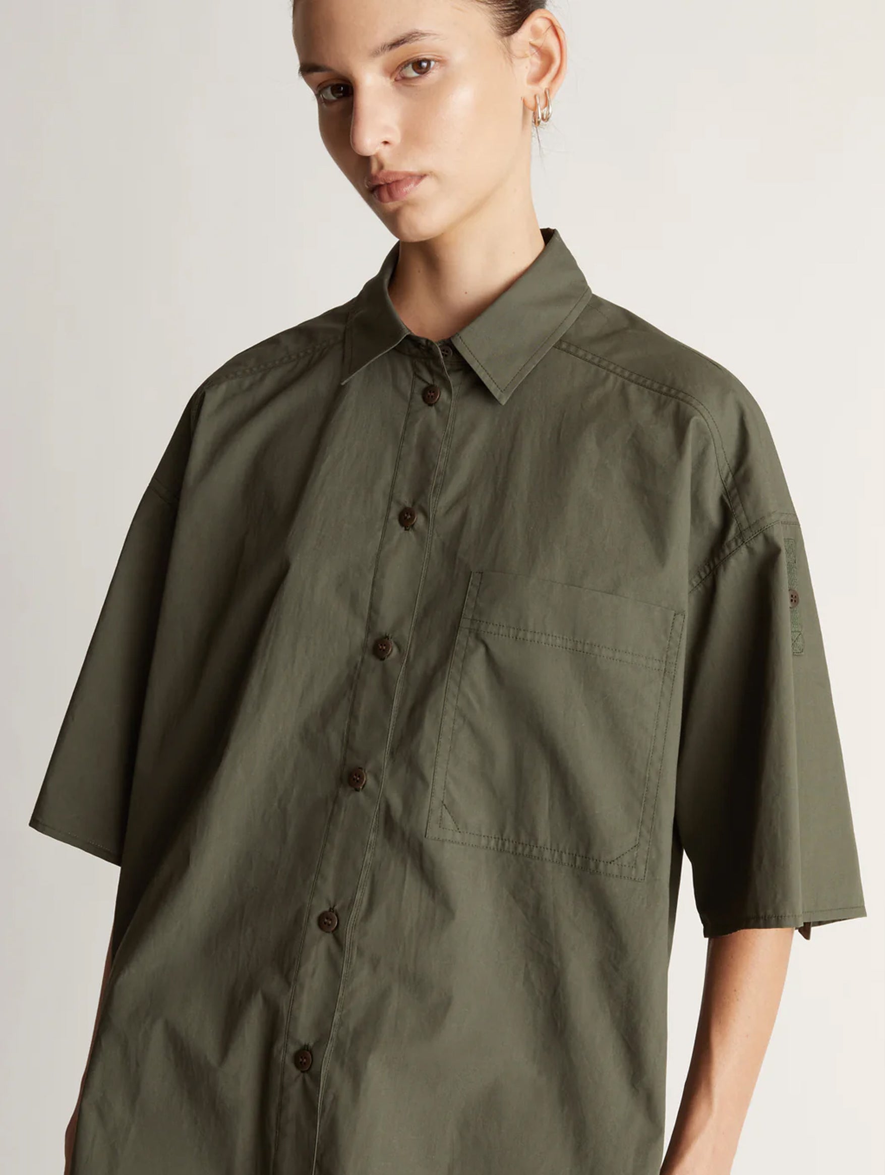 LM Poplin Shirt in Olive