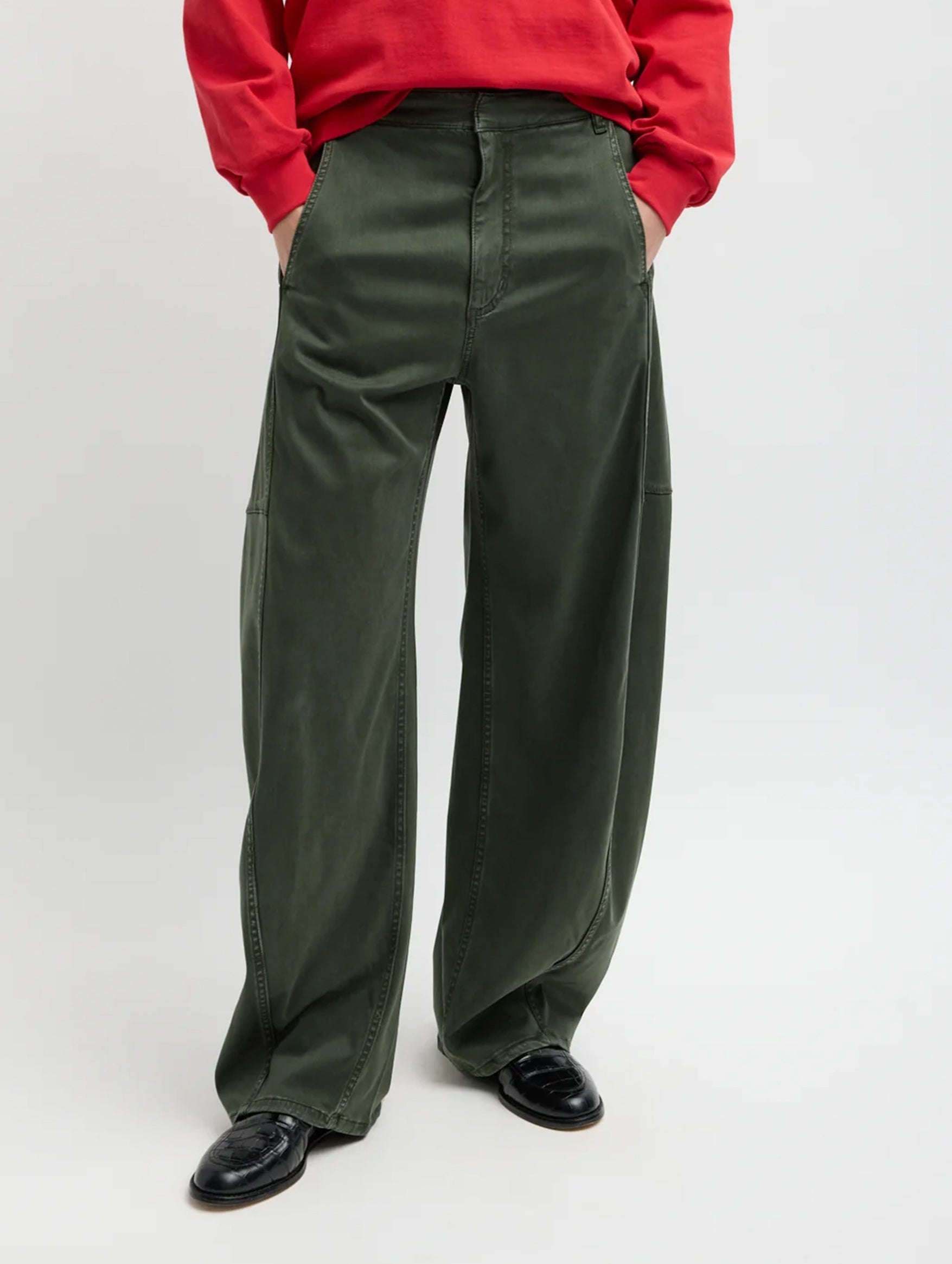 Reactive Garment Dyed Stretch Twill Sid Pant (Regular) in Army Green