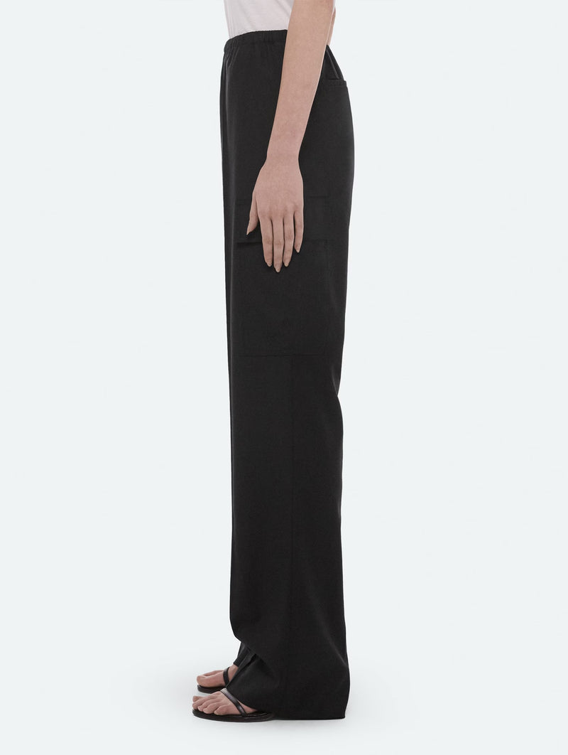 Relaxed Cargo Trousers in Black