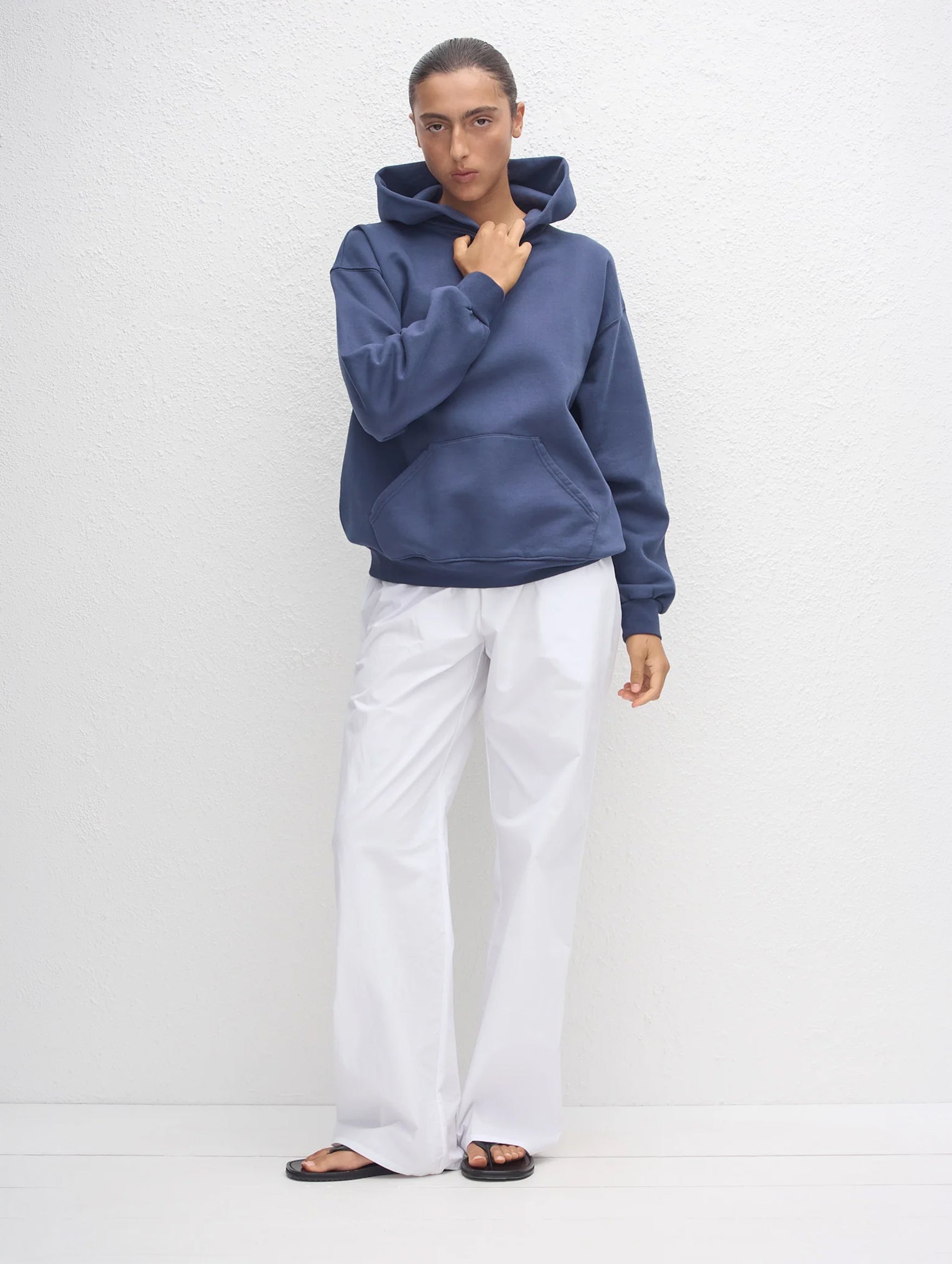 Relaxed Hoodie in Vintage Navy