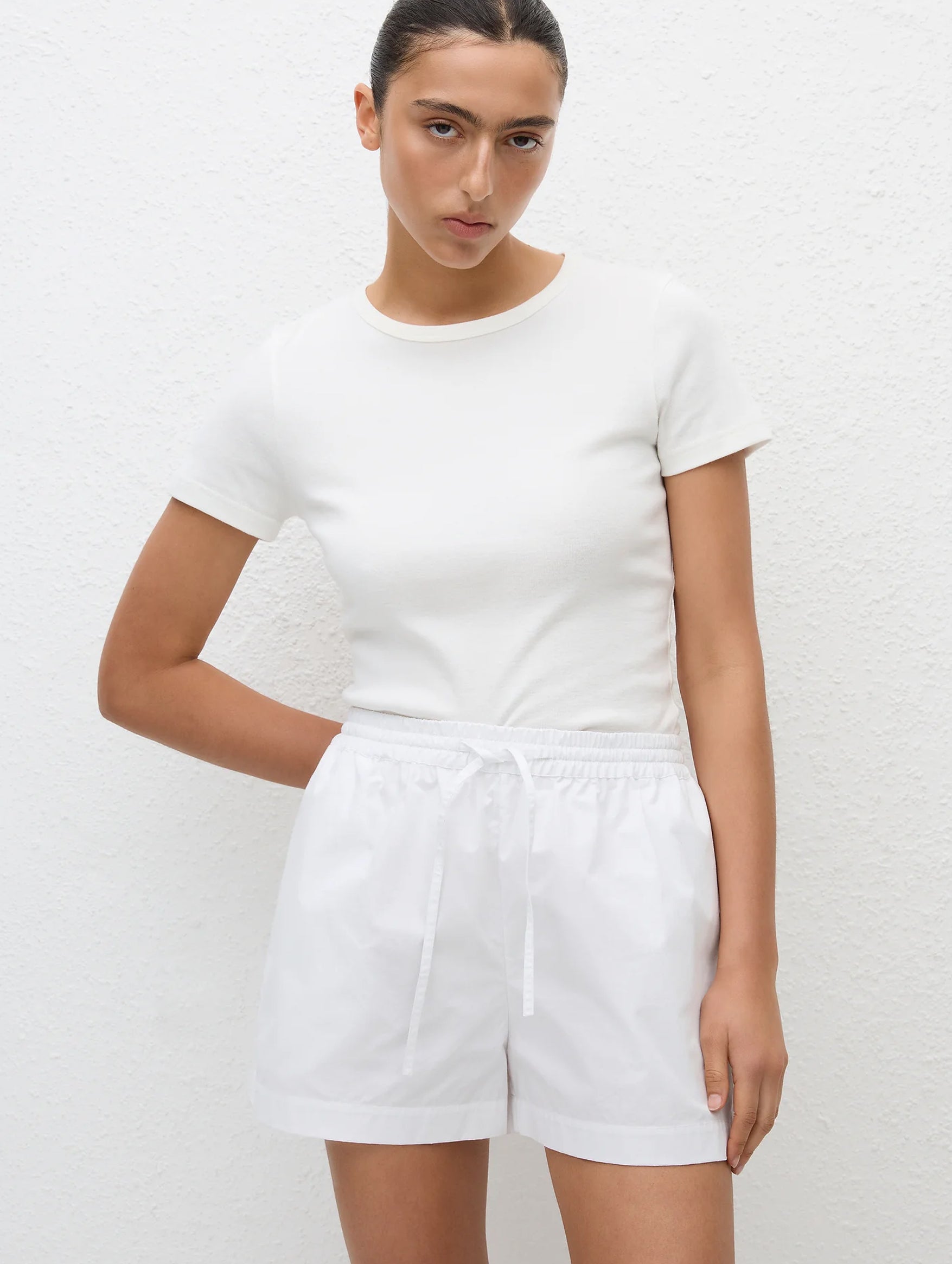 Relaxed Cotton Short in White