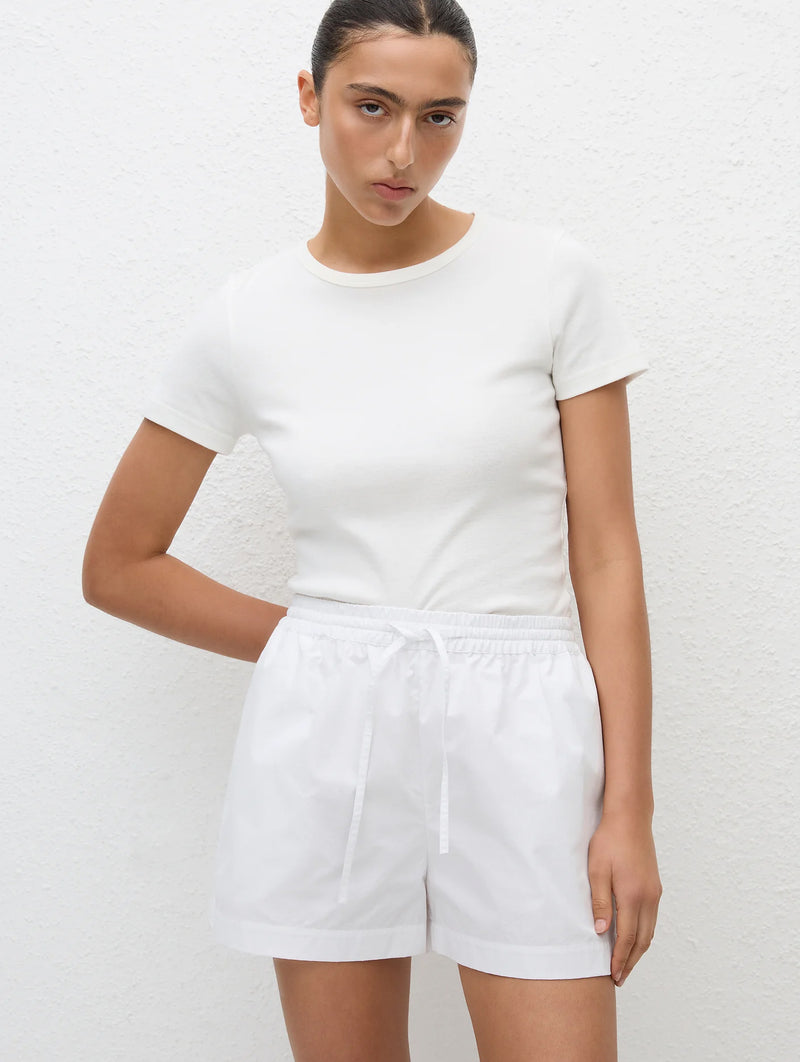 Relaxed Cotton Short in White