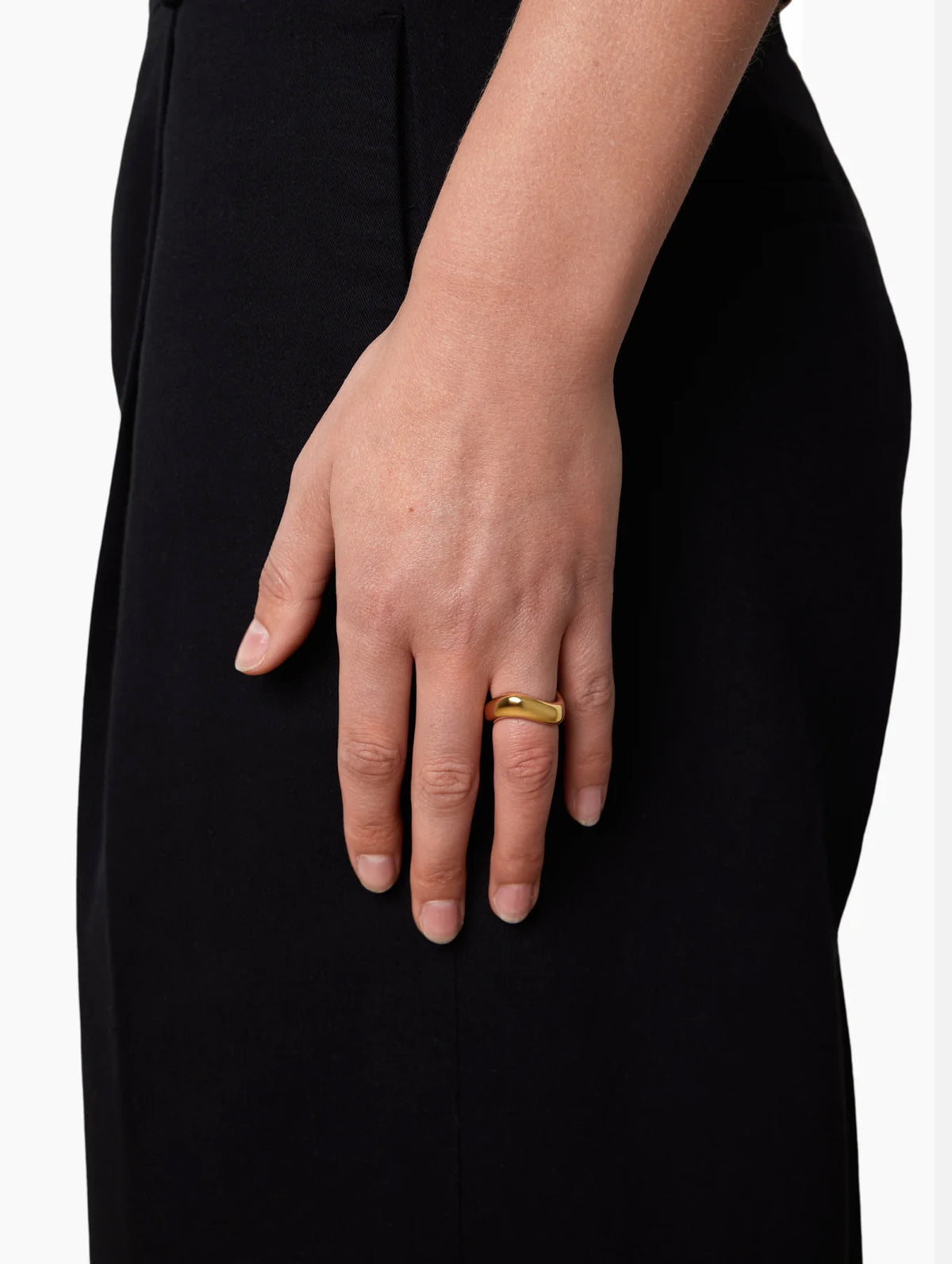 The Ivalo Ring in Gold