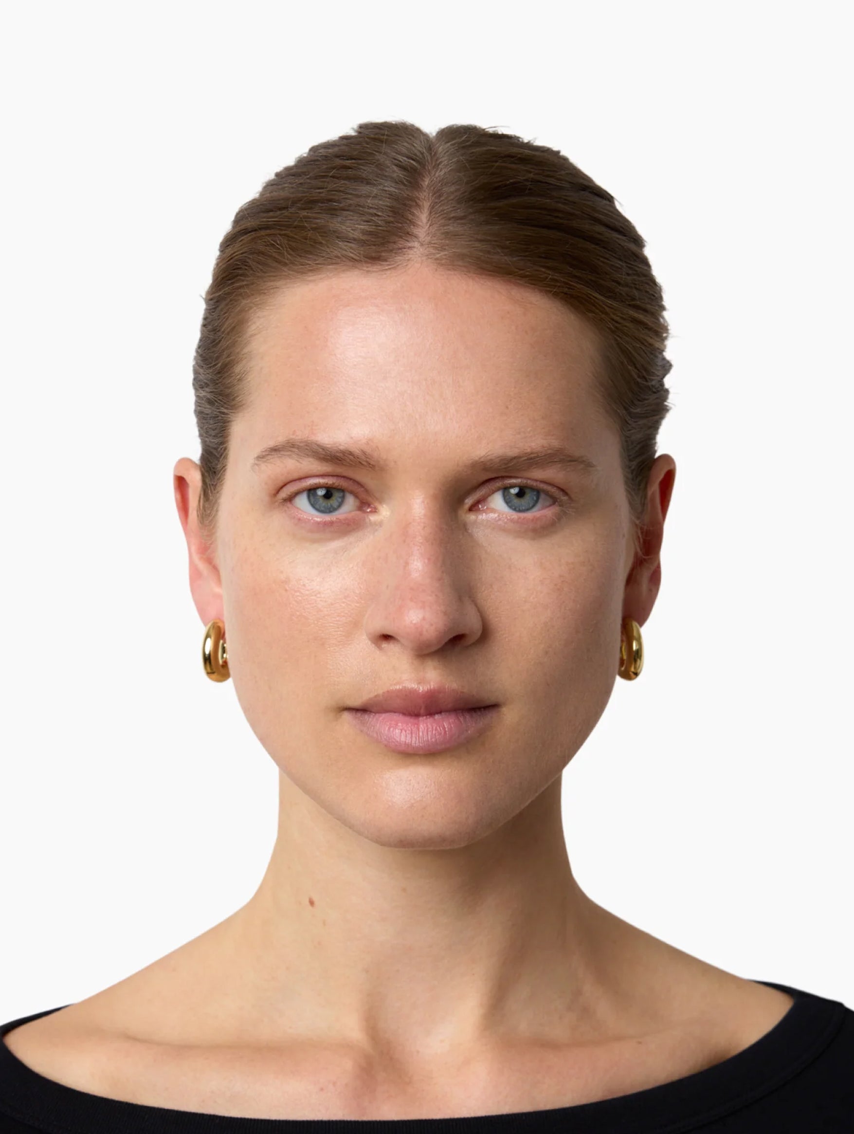 The Rose Earrings in Gold