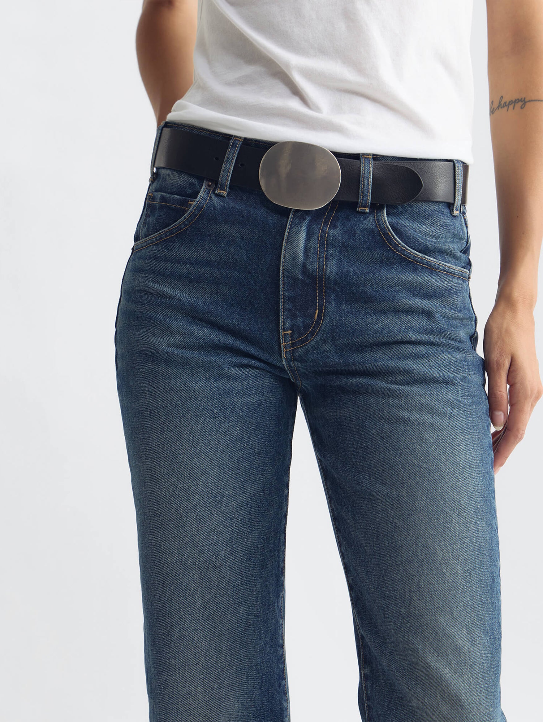 Roxane Jean in Simon Wash