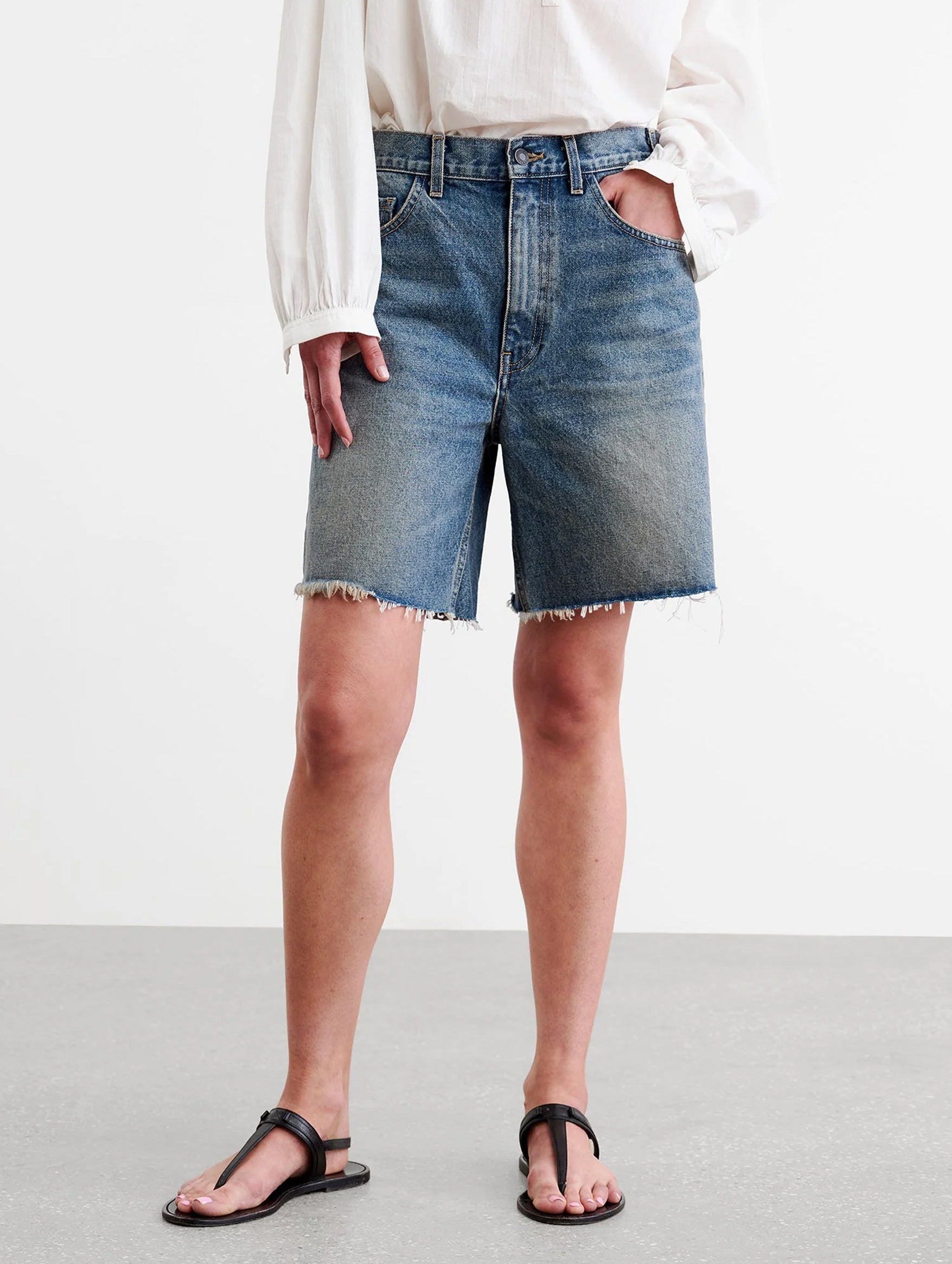 Russel Denim Short in Summer Wash