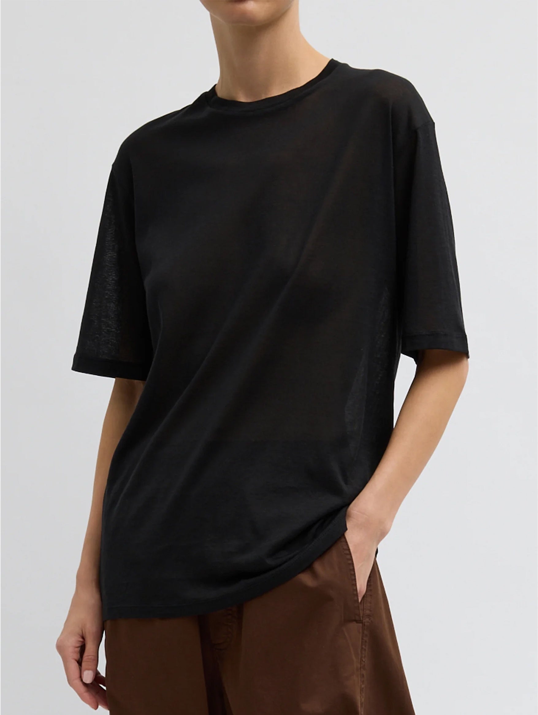 Sheer Crepe Knit Unisex T in Black