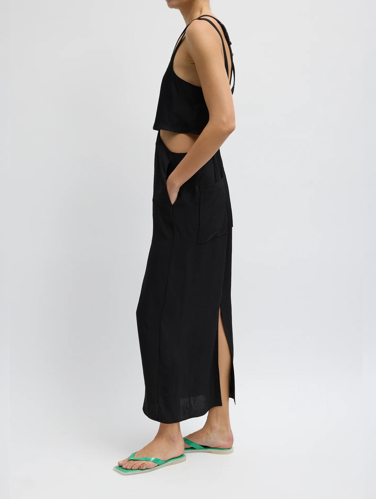 Summer Acetate Crinkle Overall Skirt in Black