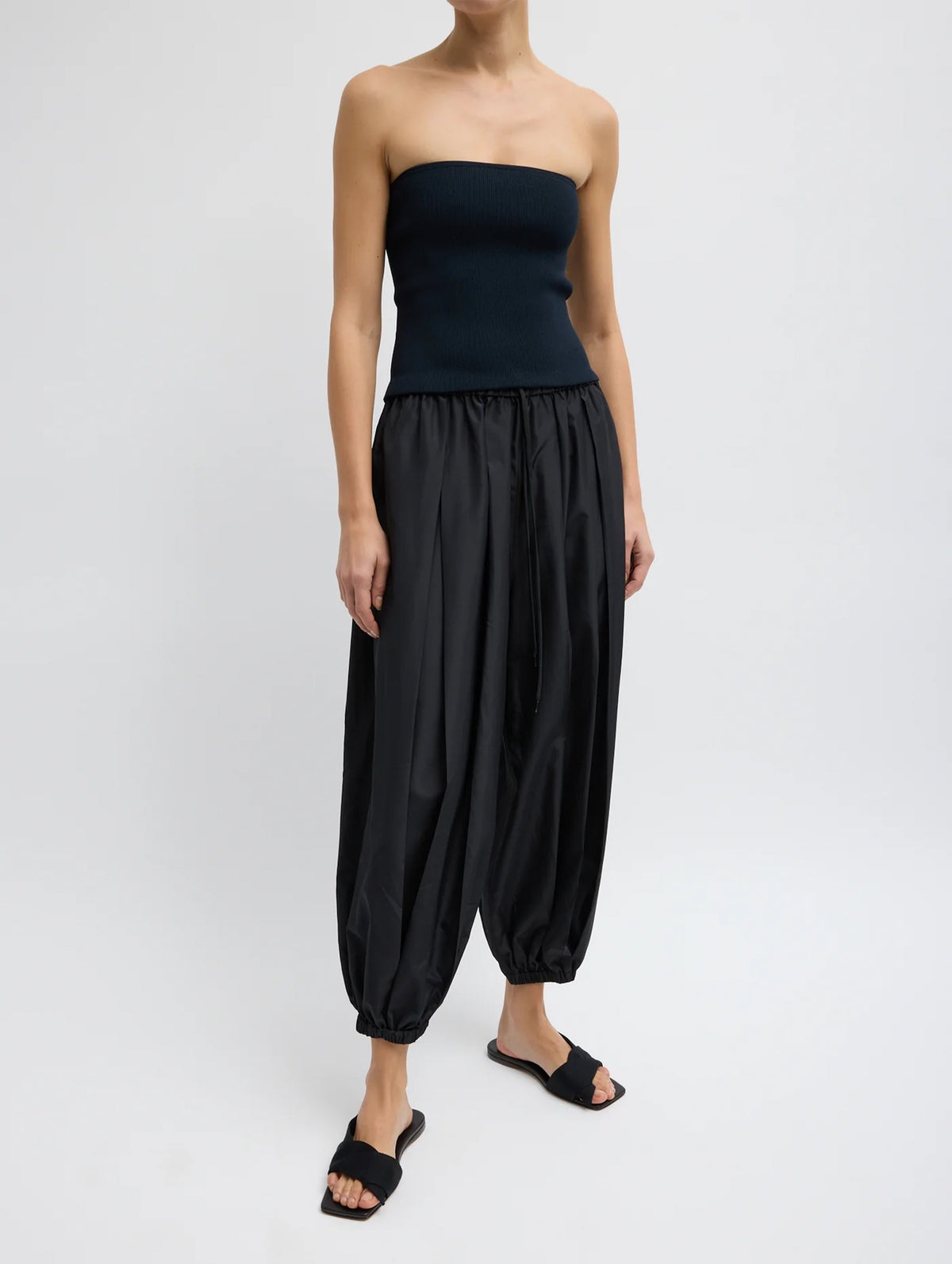 Summer Nylon Zeppelin Pant in Black