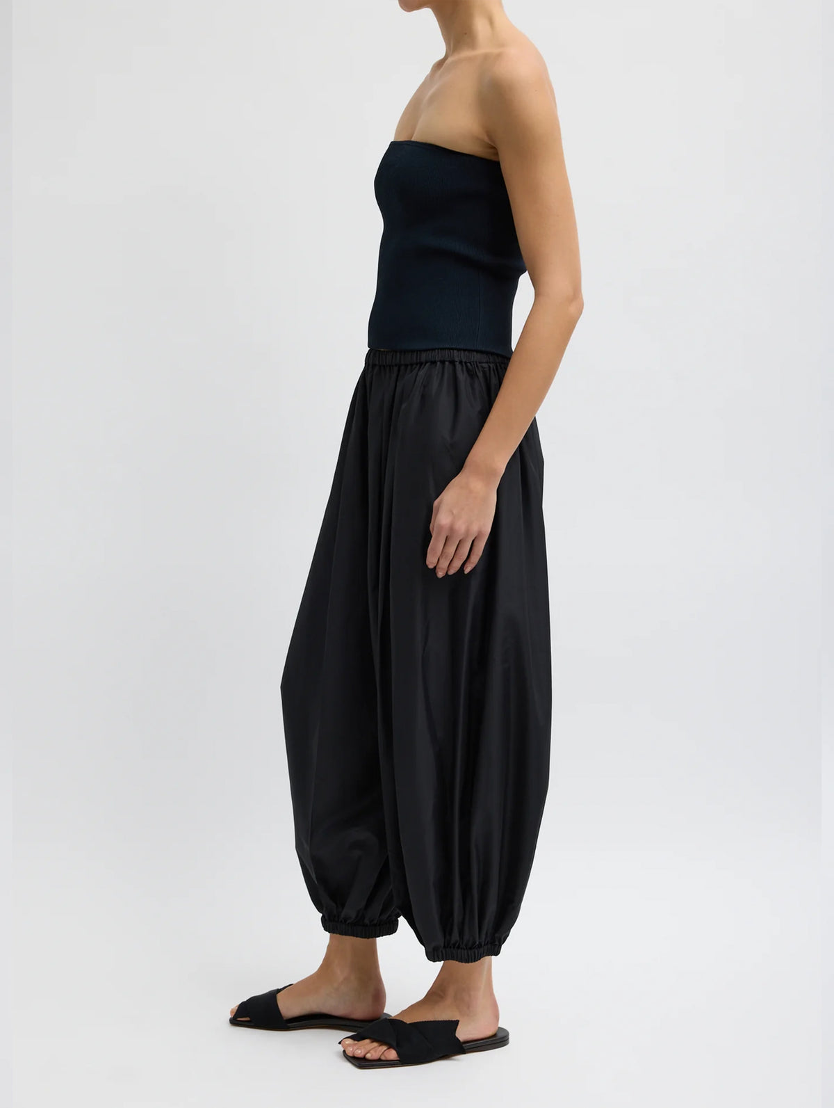 Summer Nylon Zeppelin Pant in Black
