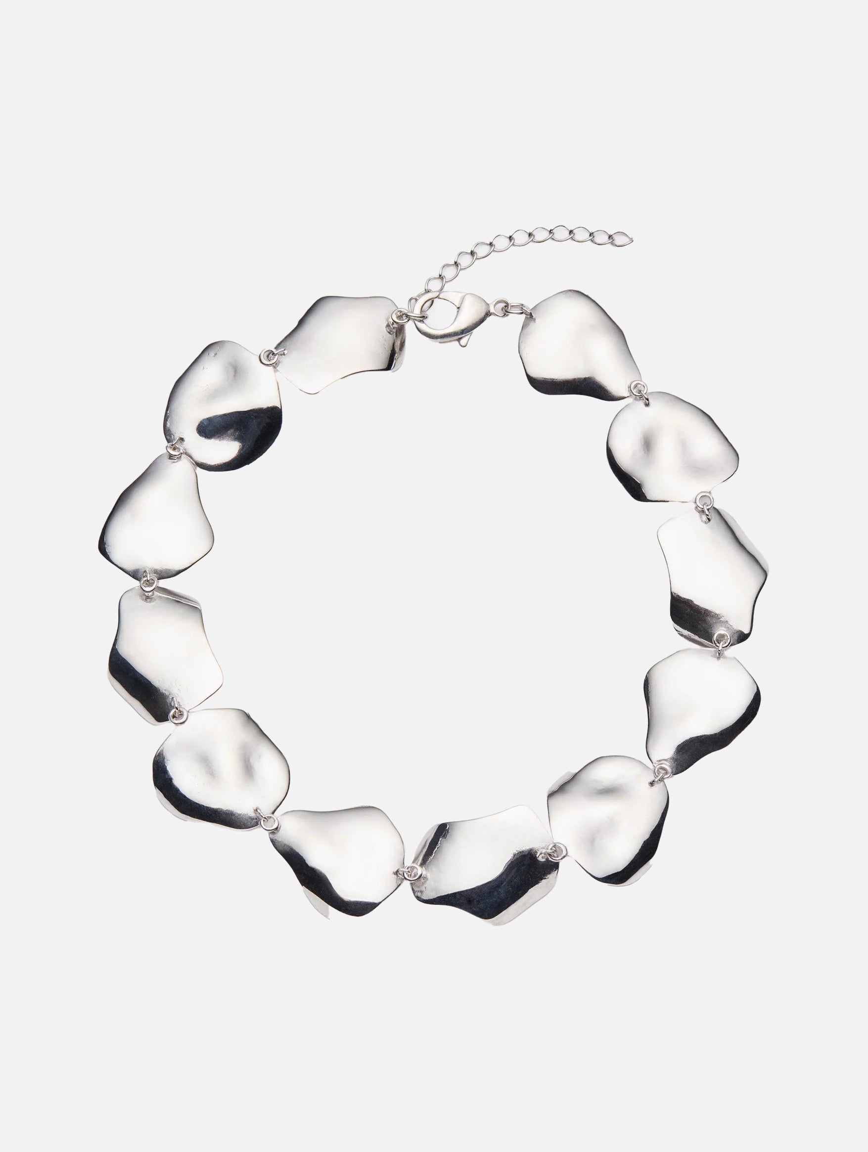 Sculpted Petal Link Necklace in Silver