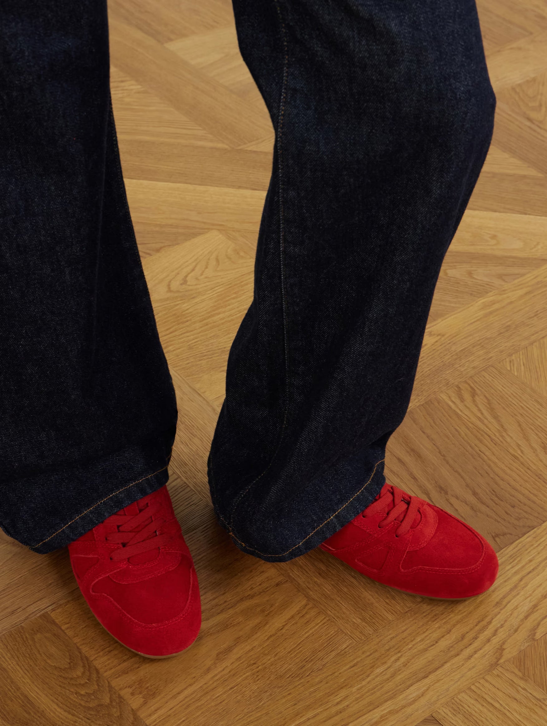 Senny Low Sneakers in Scarlet Red