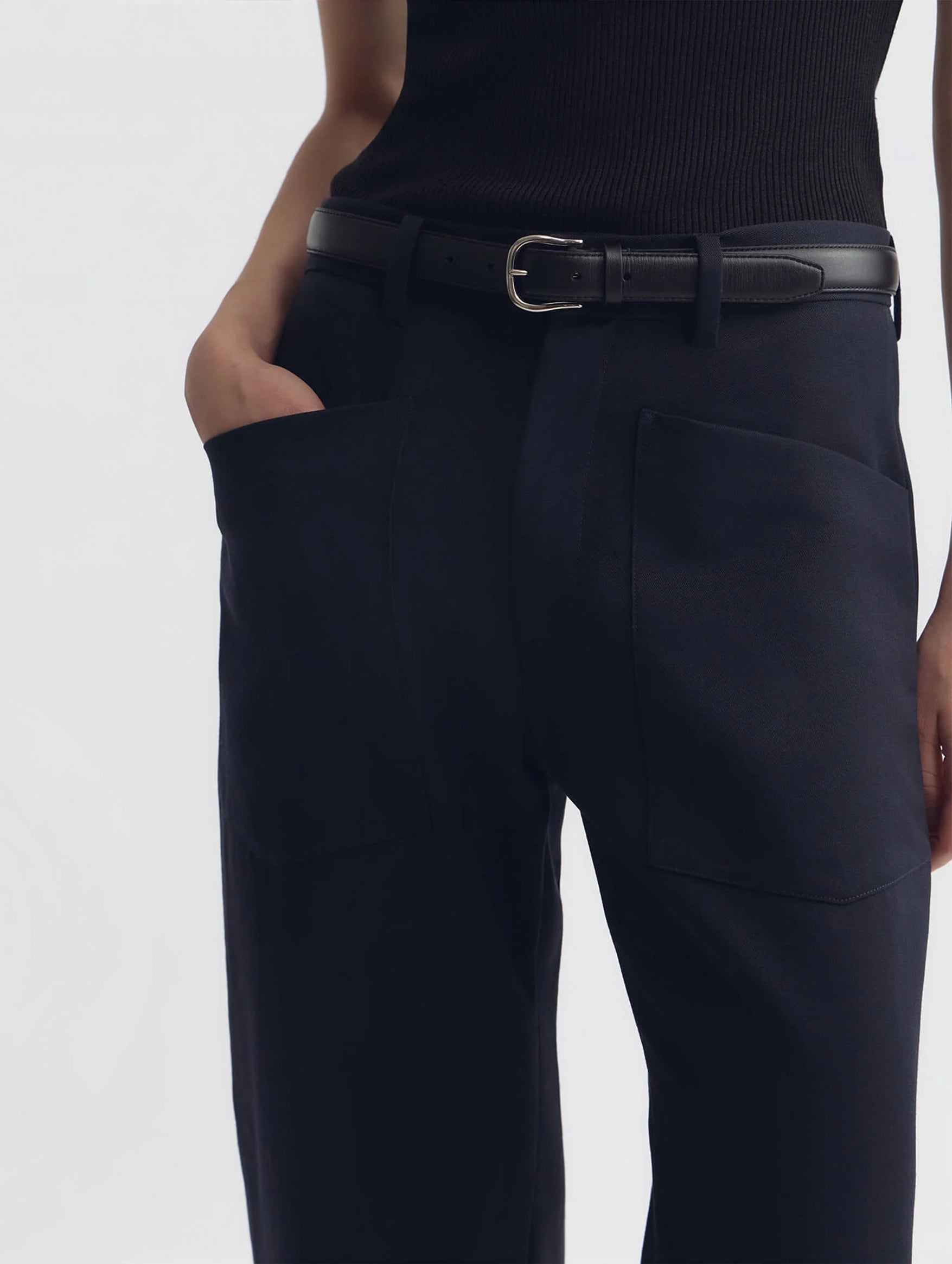 Shon Wool Pant in Midnight