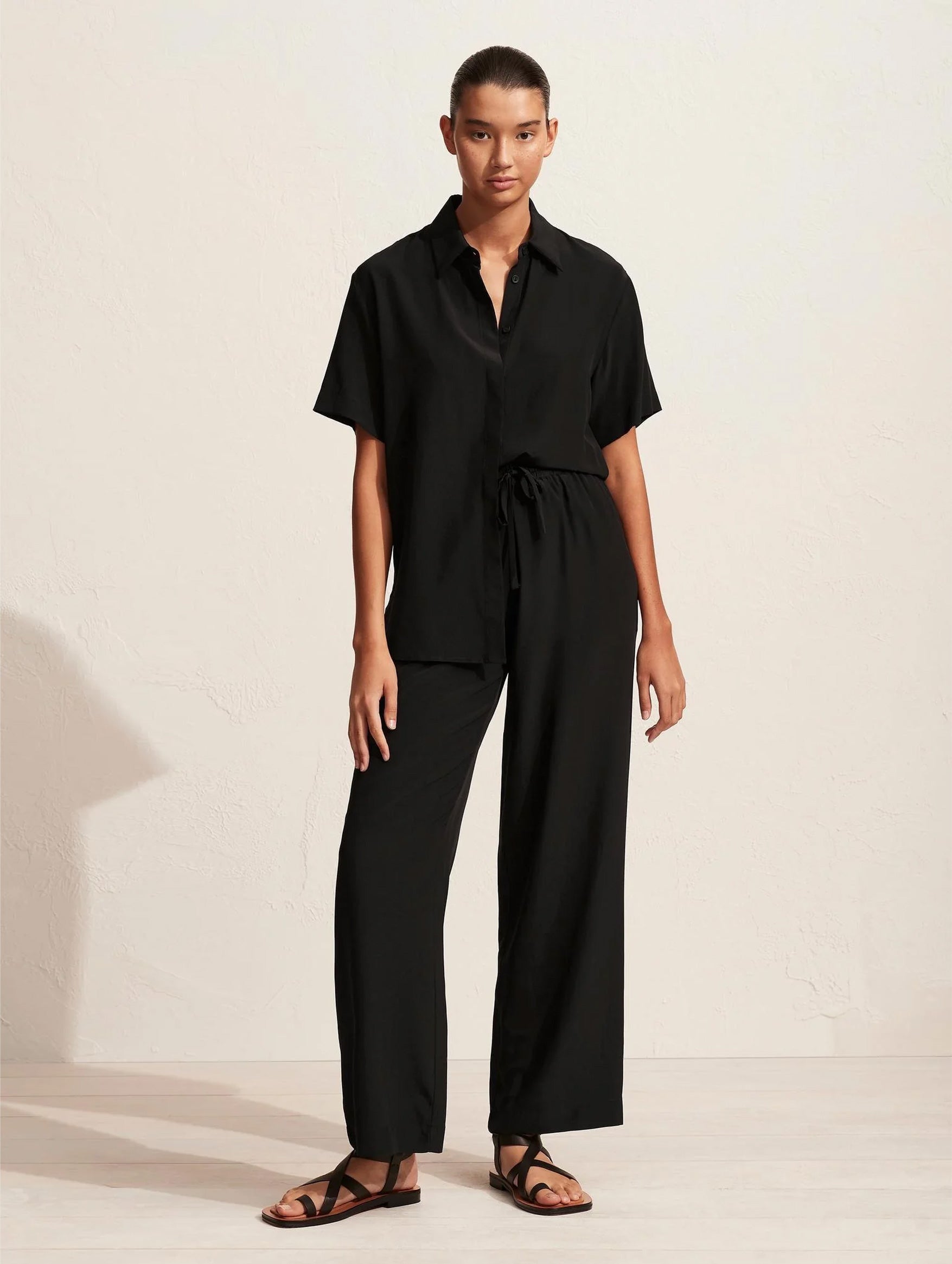 Short Sleeve Silk Shirt in Black