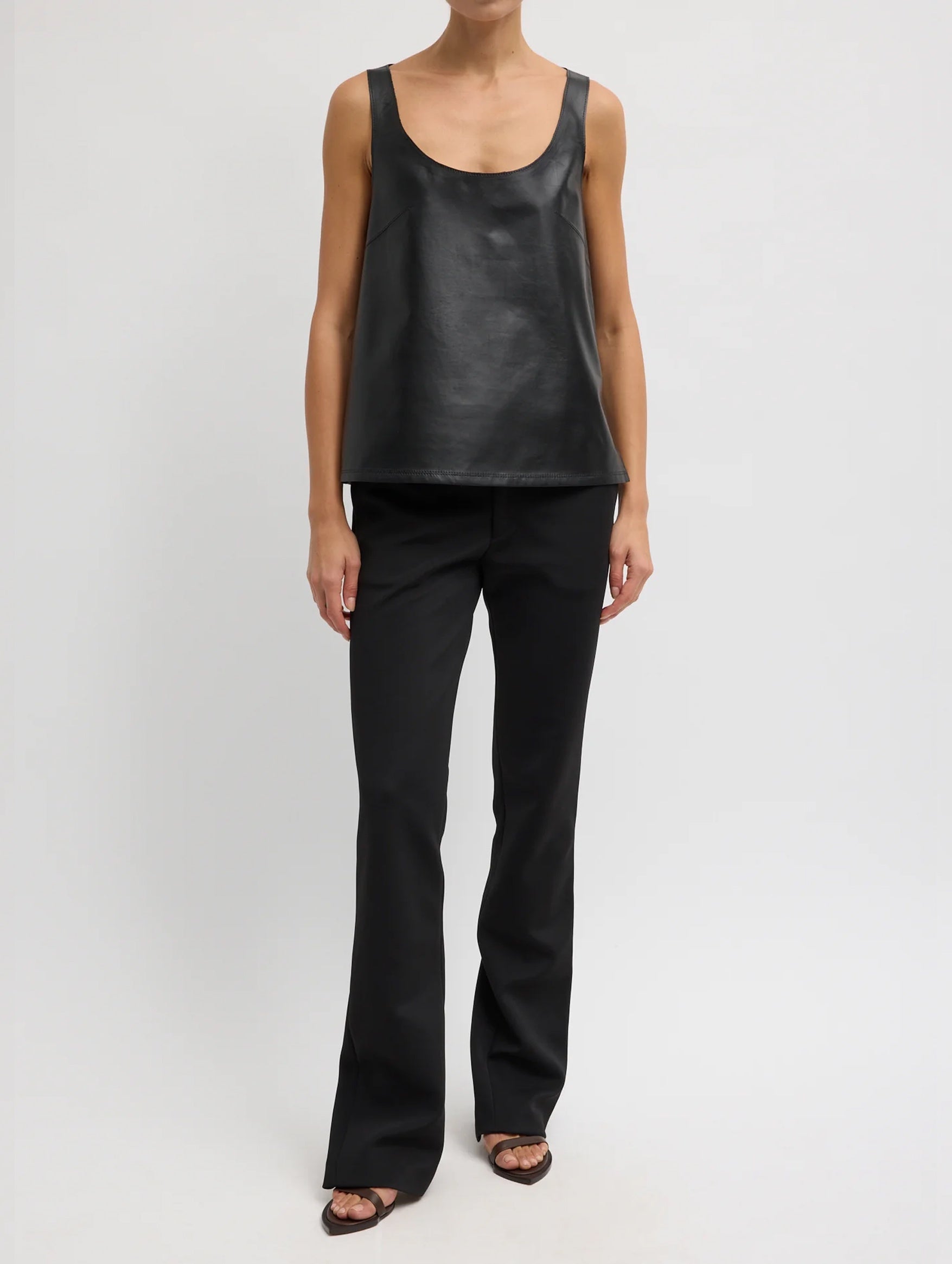 Spring Bonded Twill Elfie Regular Trouser in Black