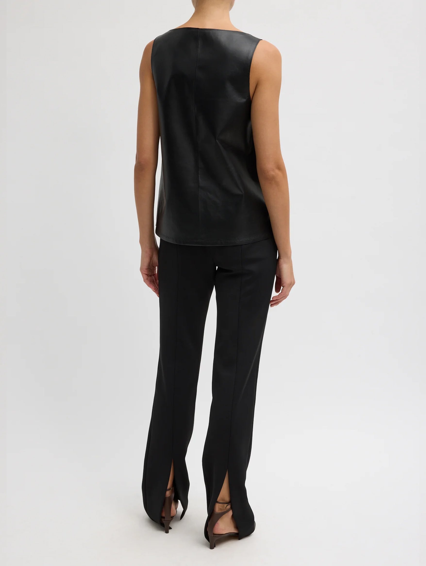 Spring Bonded Twill Elfie Regular Trouser in Black