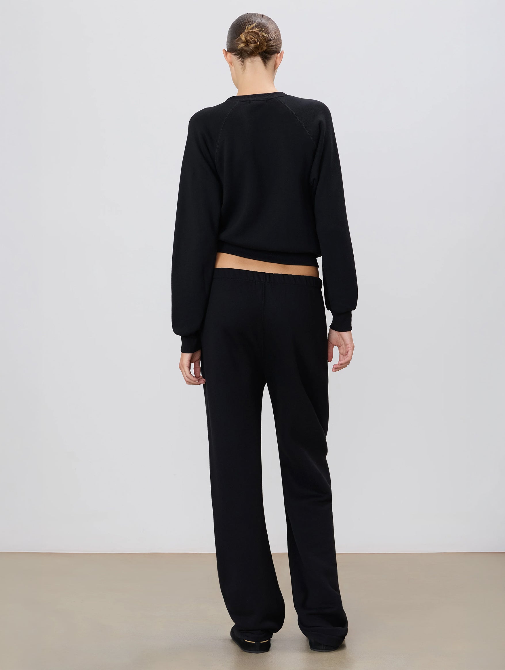 Straight Leg Sweatpant in Black