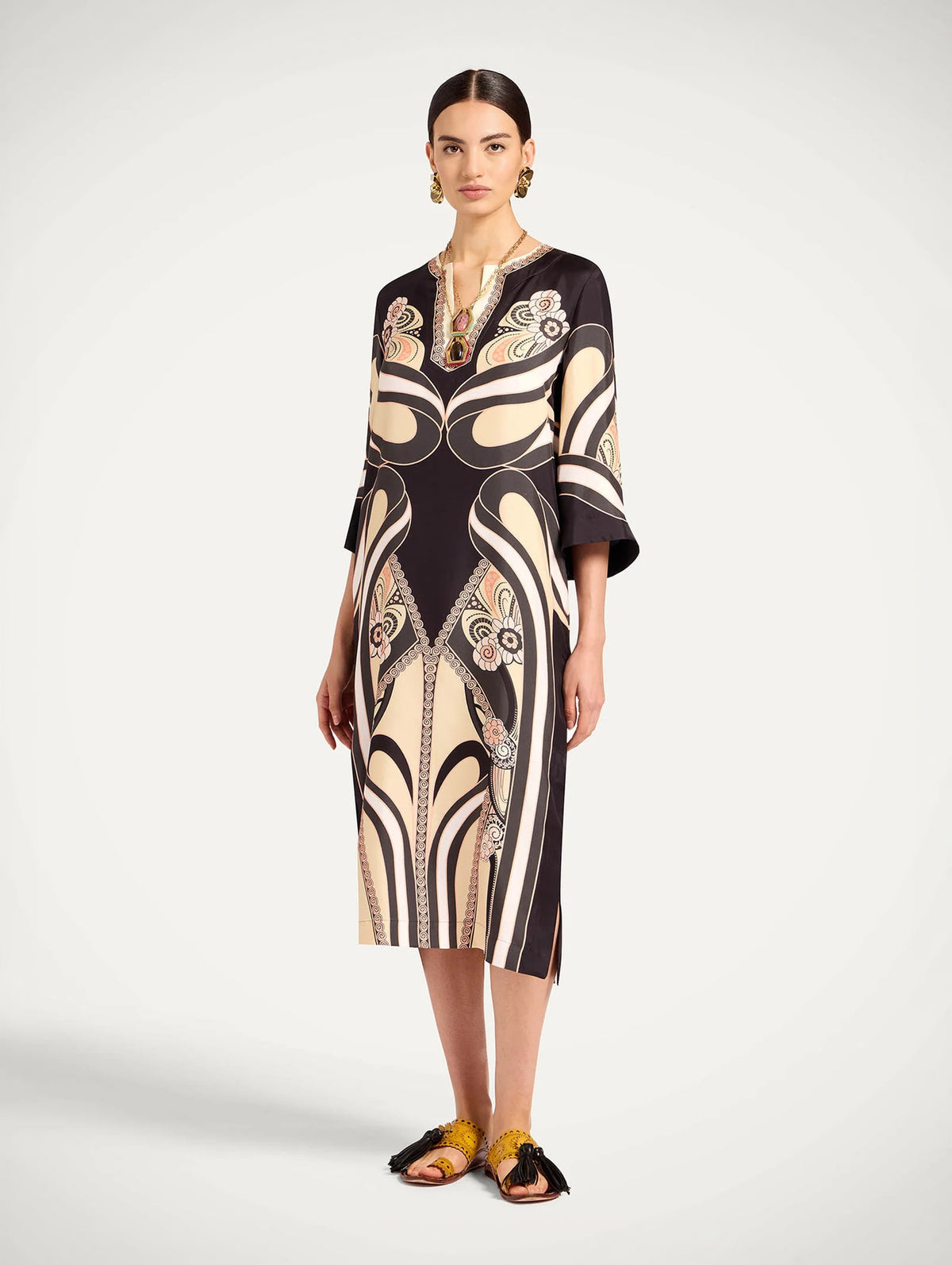 The Silk Kaftan in Ambrosia Placée Pale Pink