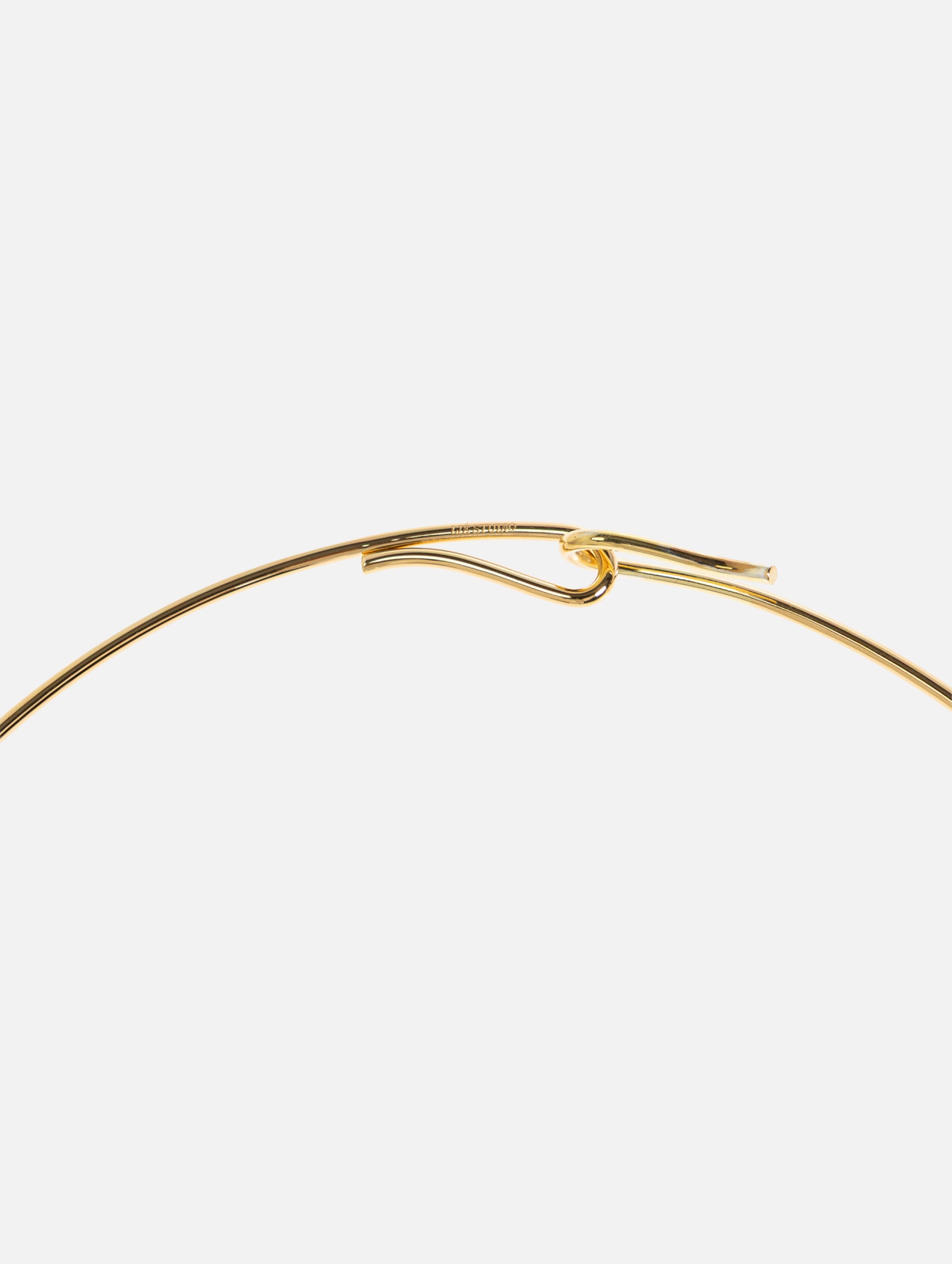 The Scarlet Necklace in Gold