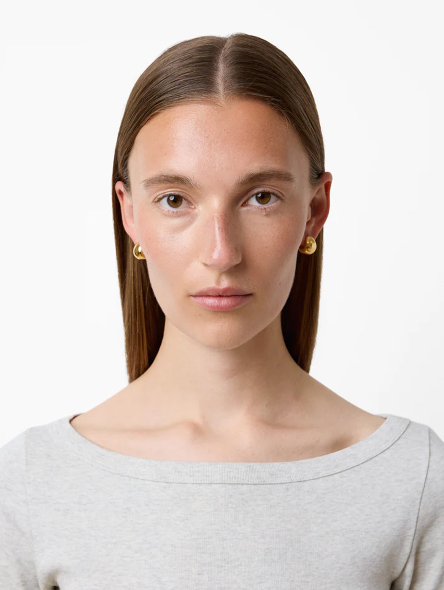 The Violet Earrings in Gold