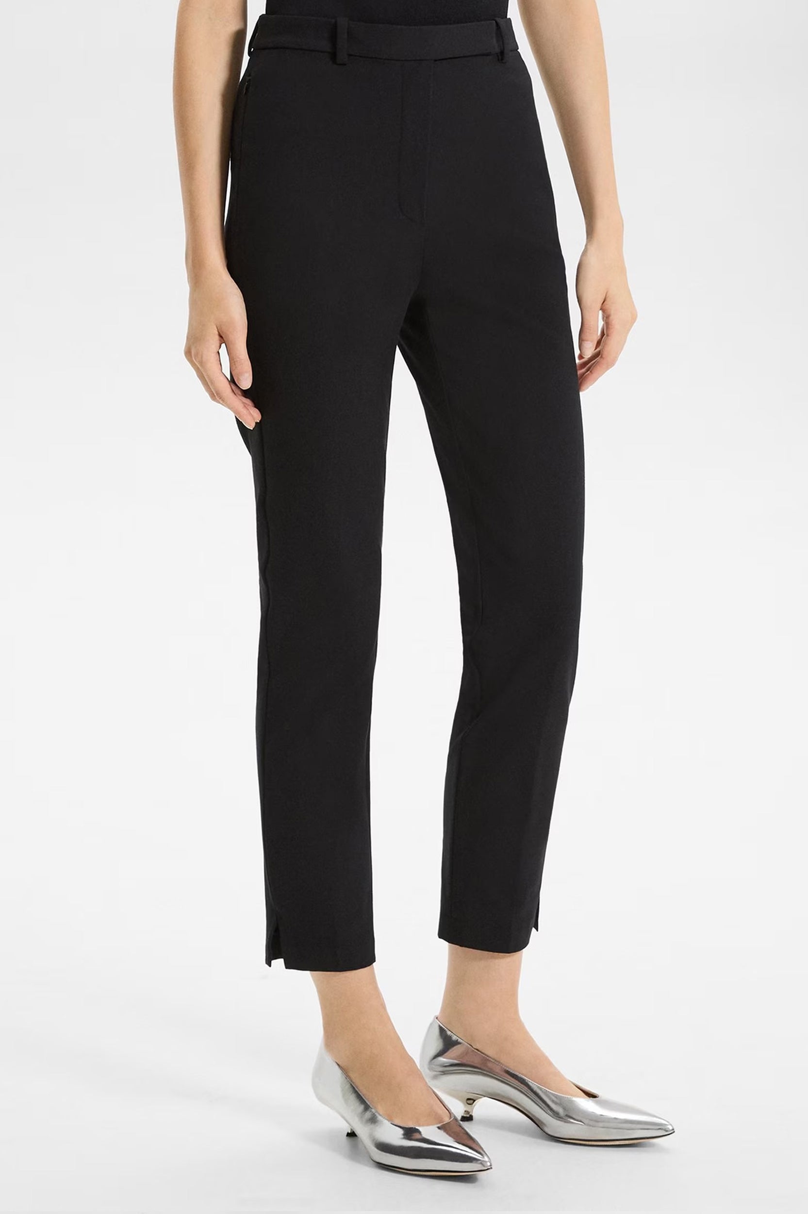 Taper Pant in Black