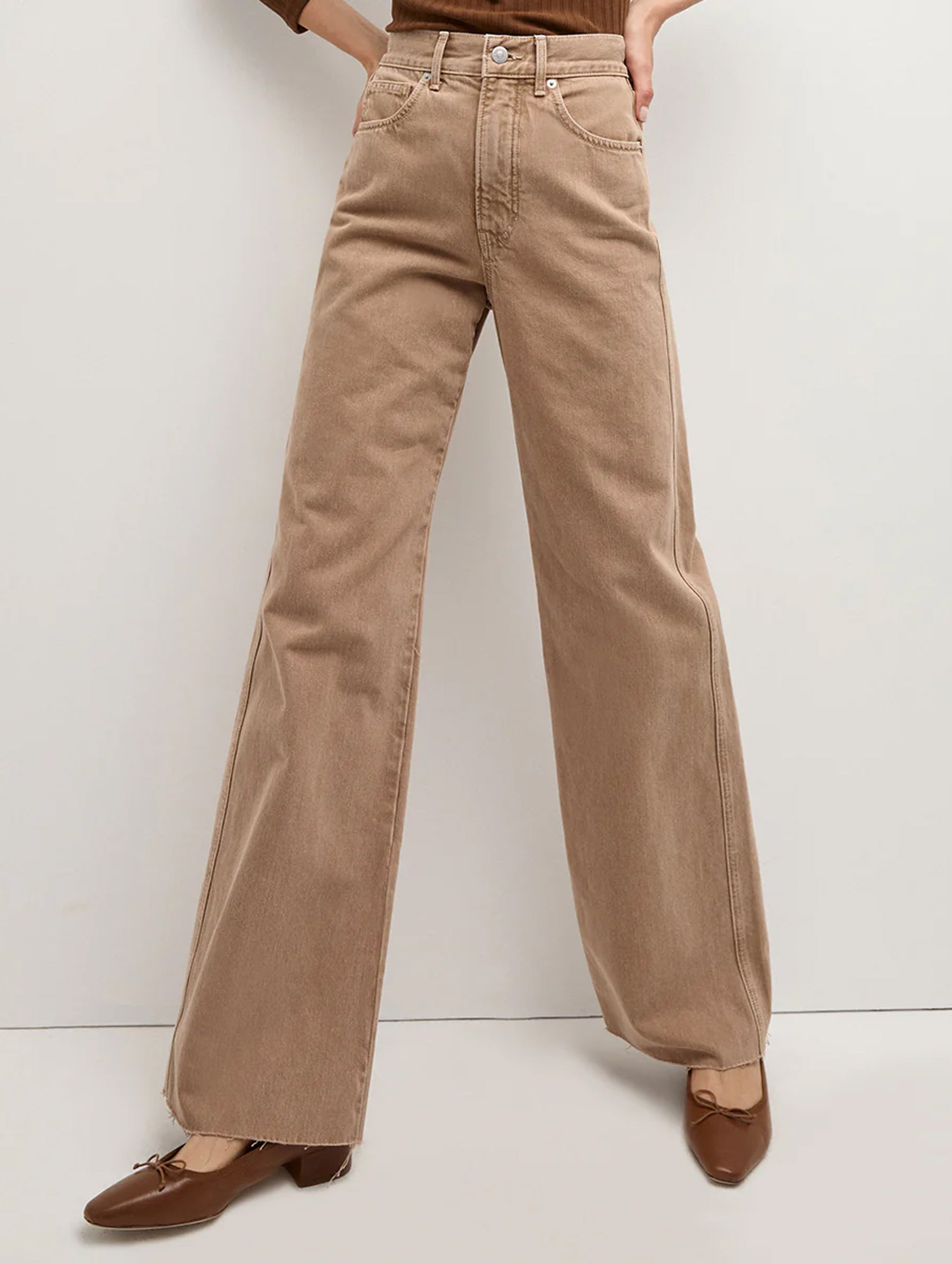 Taylor Wide Leg Jean in Tan Sierra