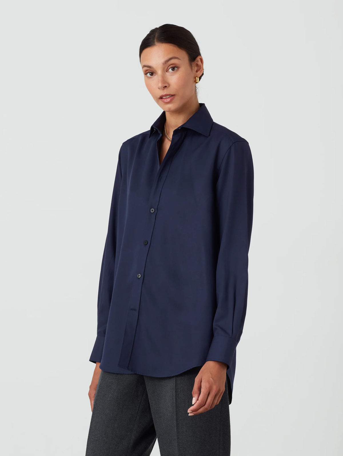 The Boyfriend Tencel Shirt in Navy