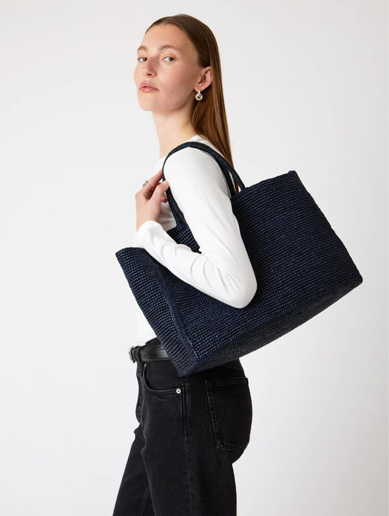 The Charlotte Raffia Bag Large in Navy