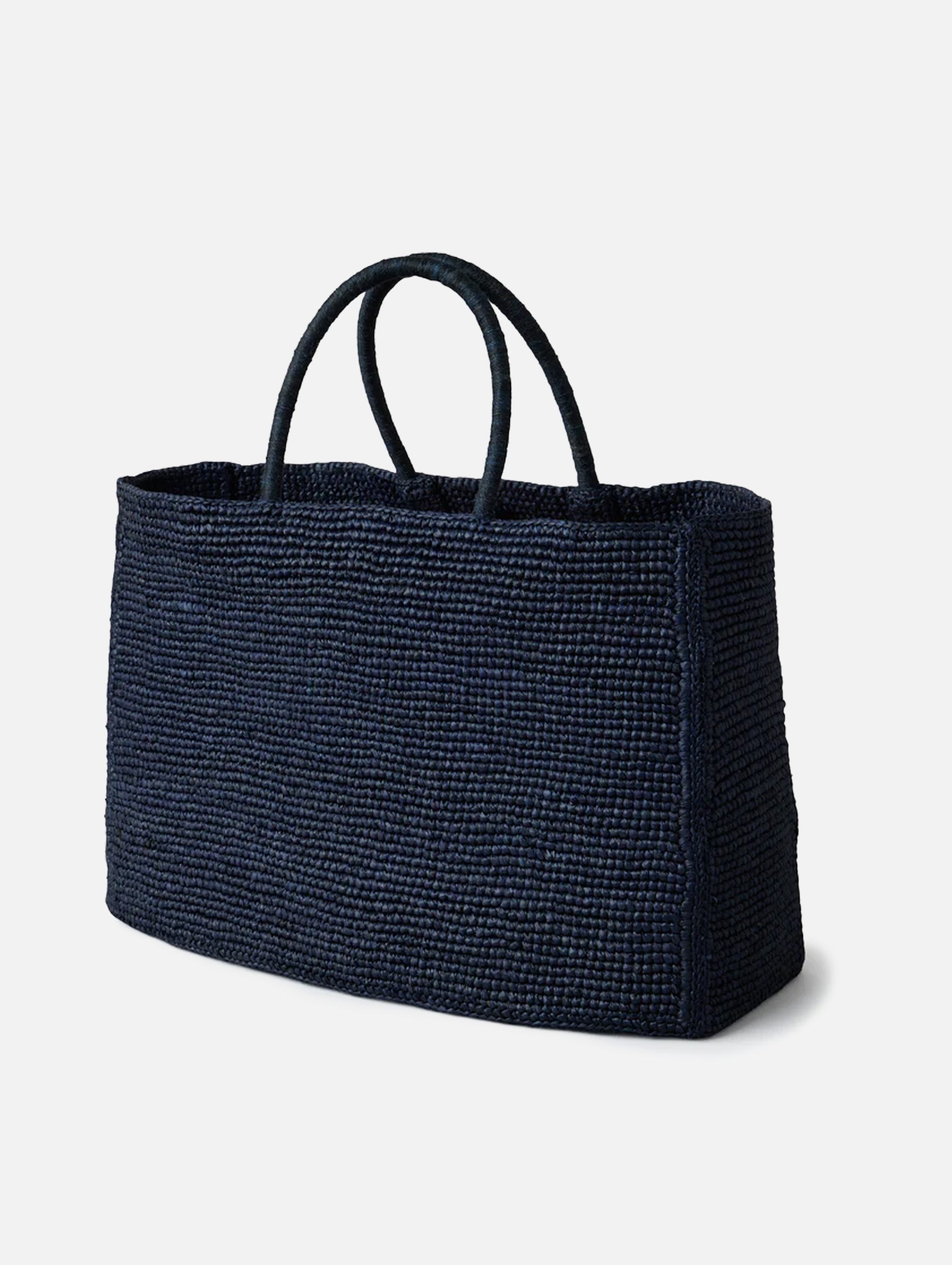 The Charlotte Raffia Bag Large in Navy