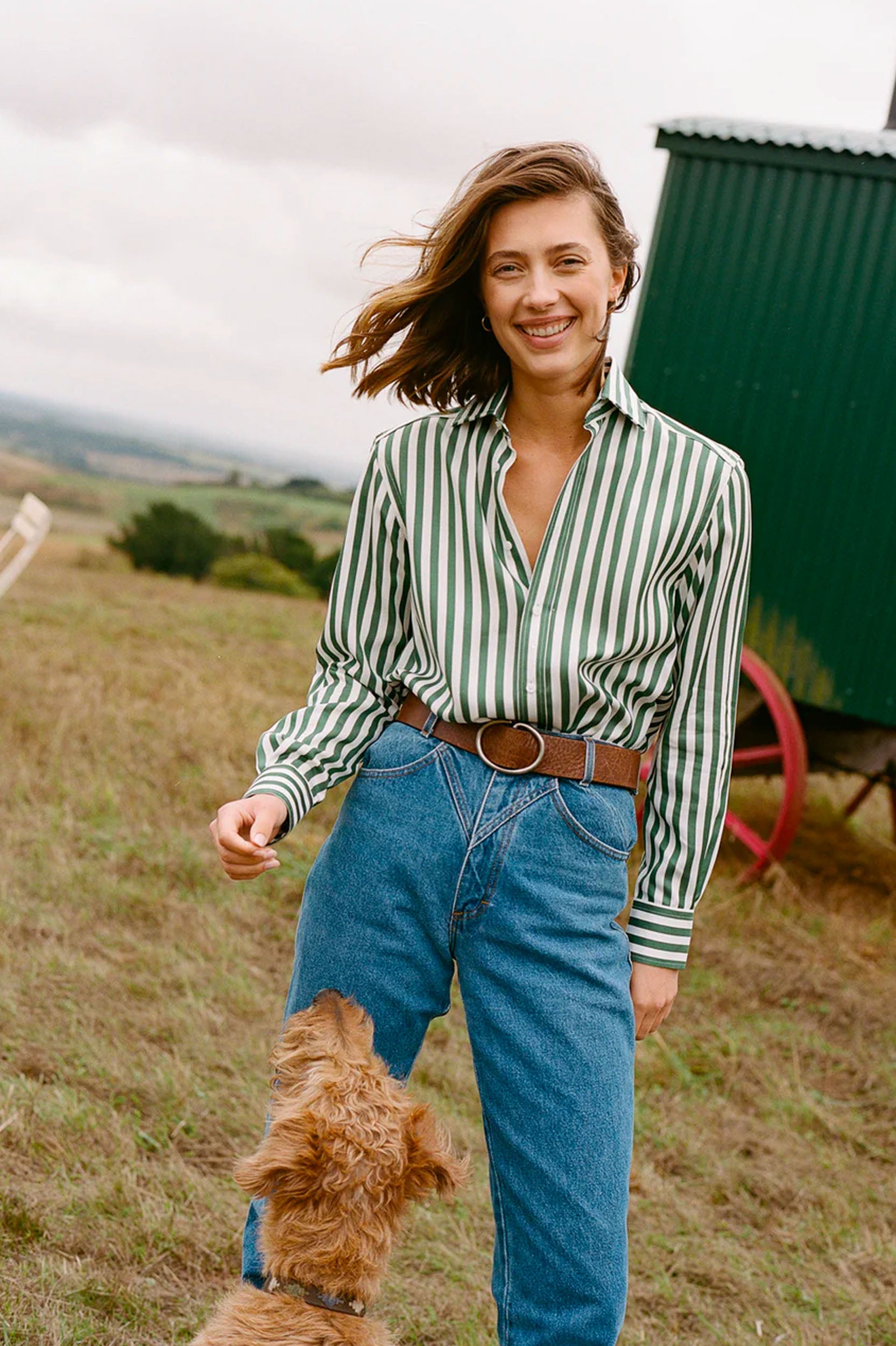 The Boyfriend Shirt in Forest Green Stripe