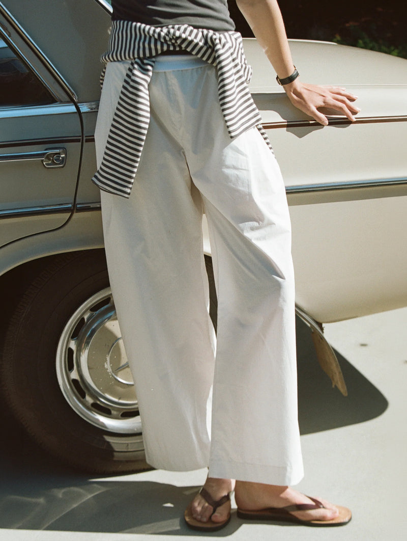 Things Are Looking Up Elastic Waist Pant in White