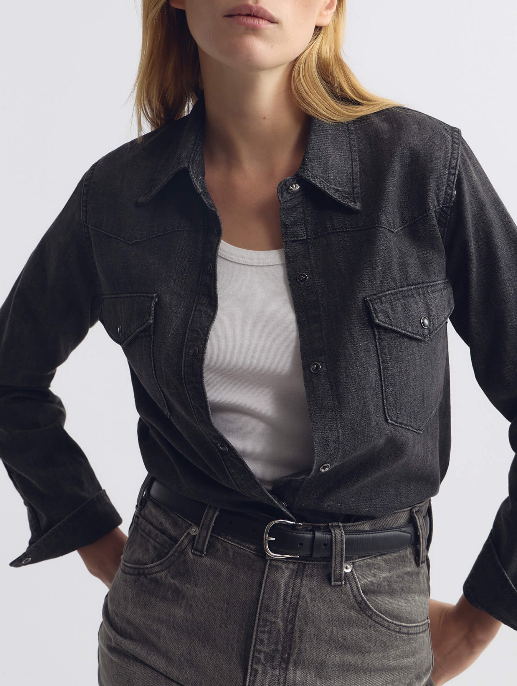 Travis Shirt in Faded Black Wash