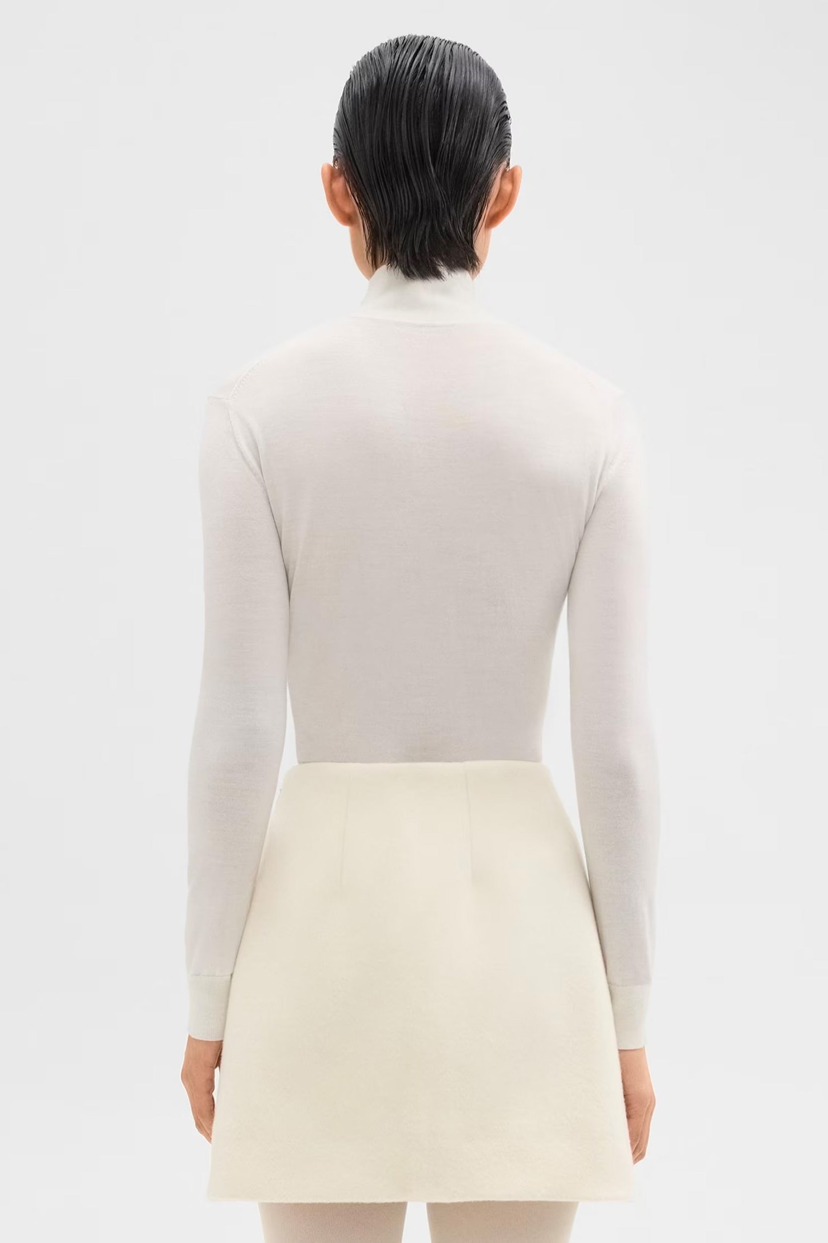 Turtleneck Regal Wool Sweater in Ivory