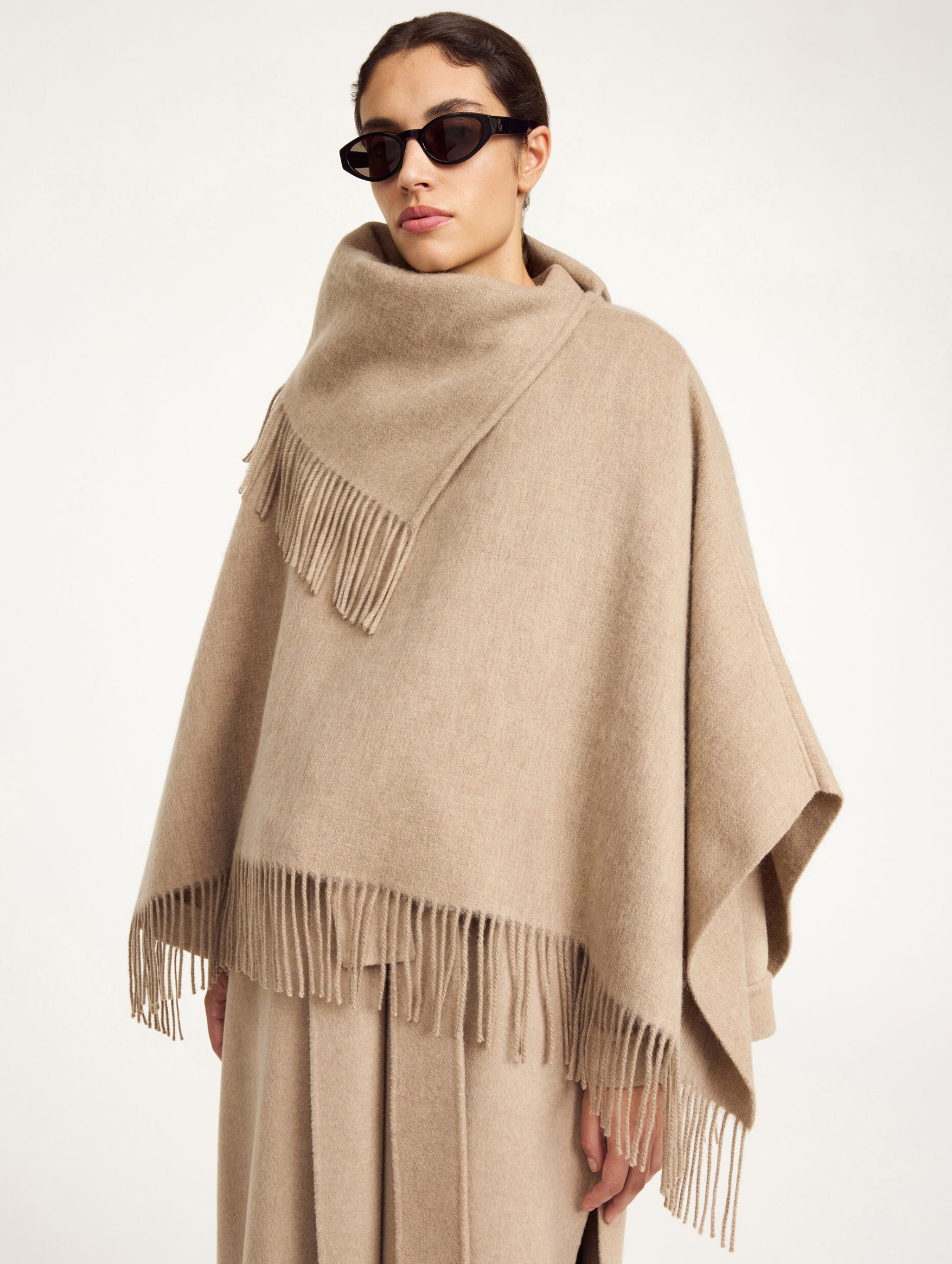 Turtma Wool Poncho in Grey