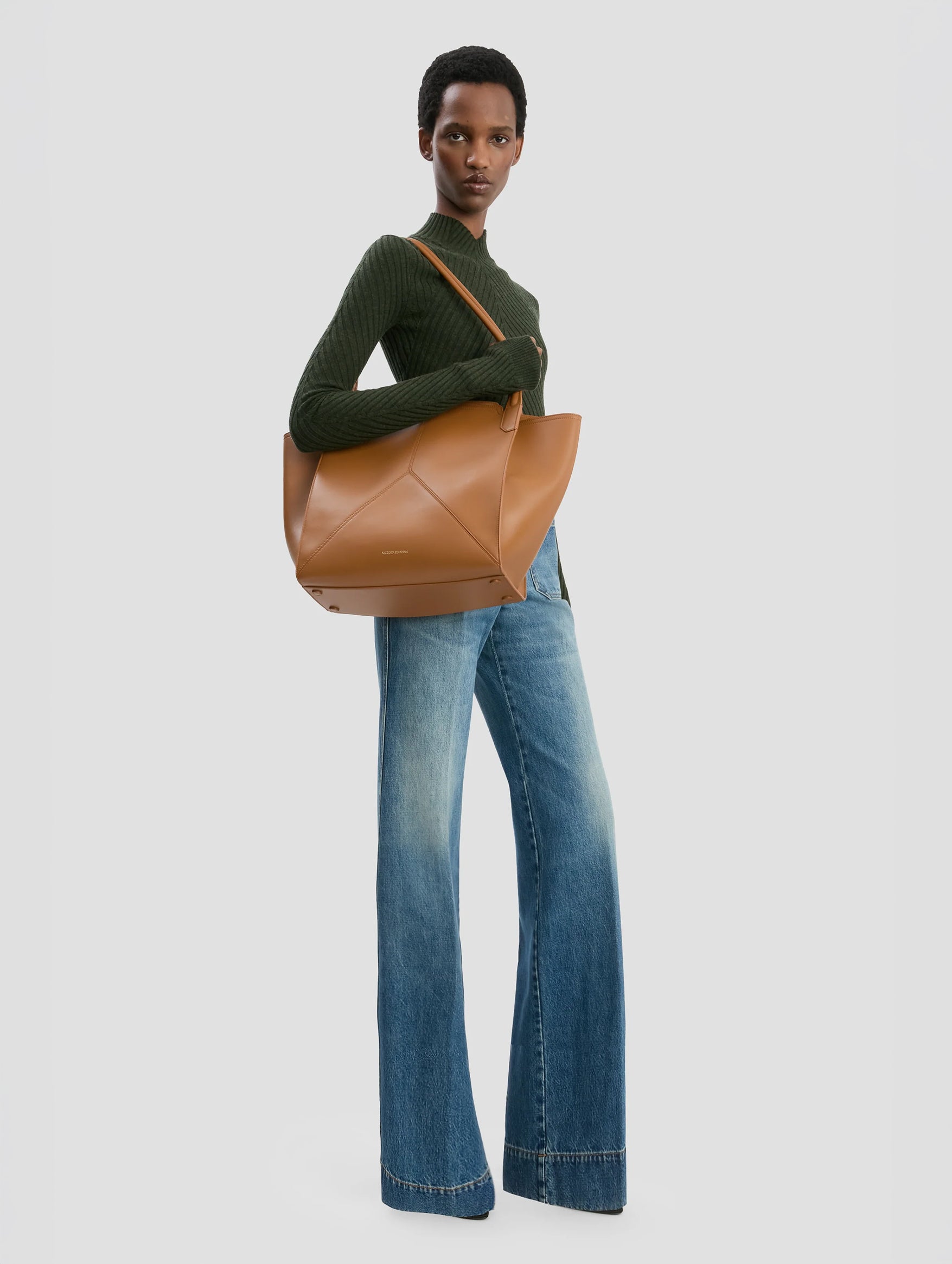 Victoria Tote In Dark Tan