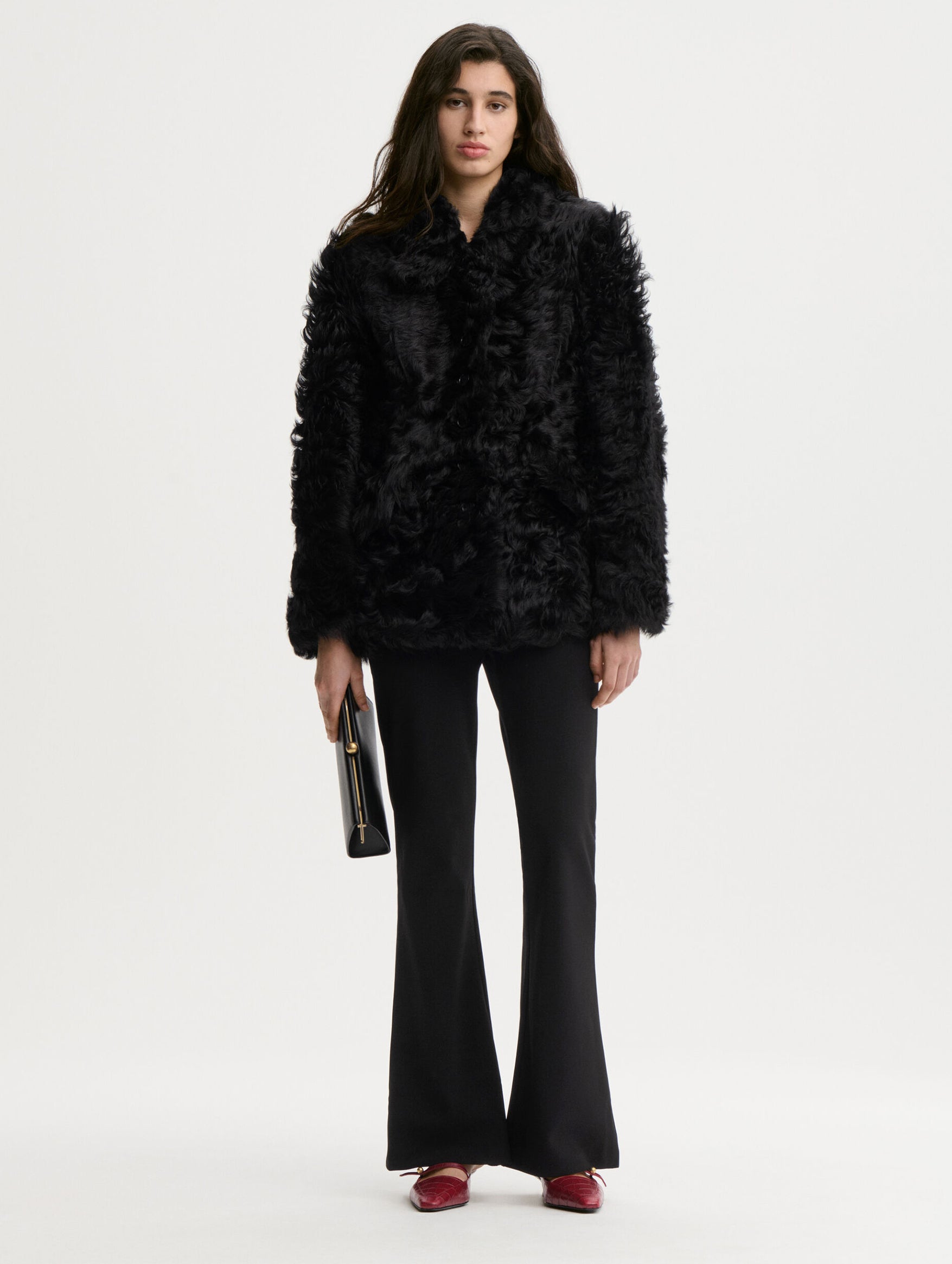 Vilesa Cropped Trousers in Black